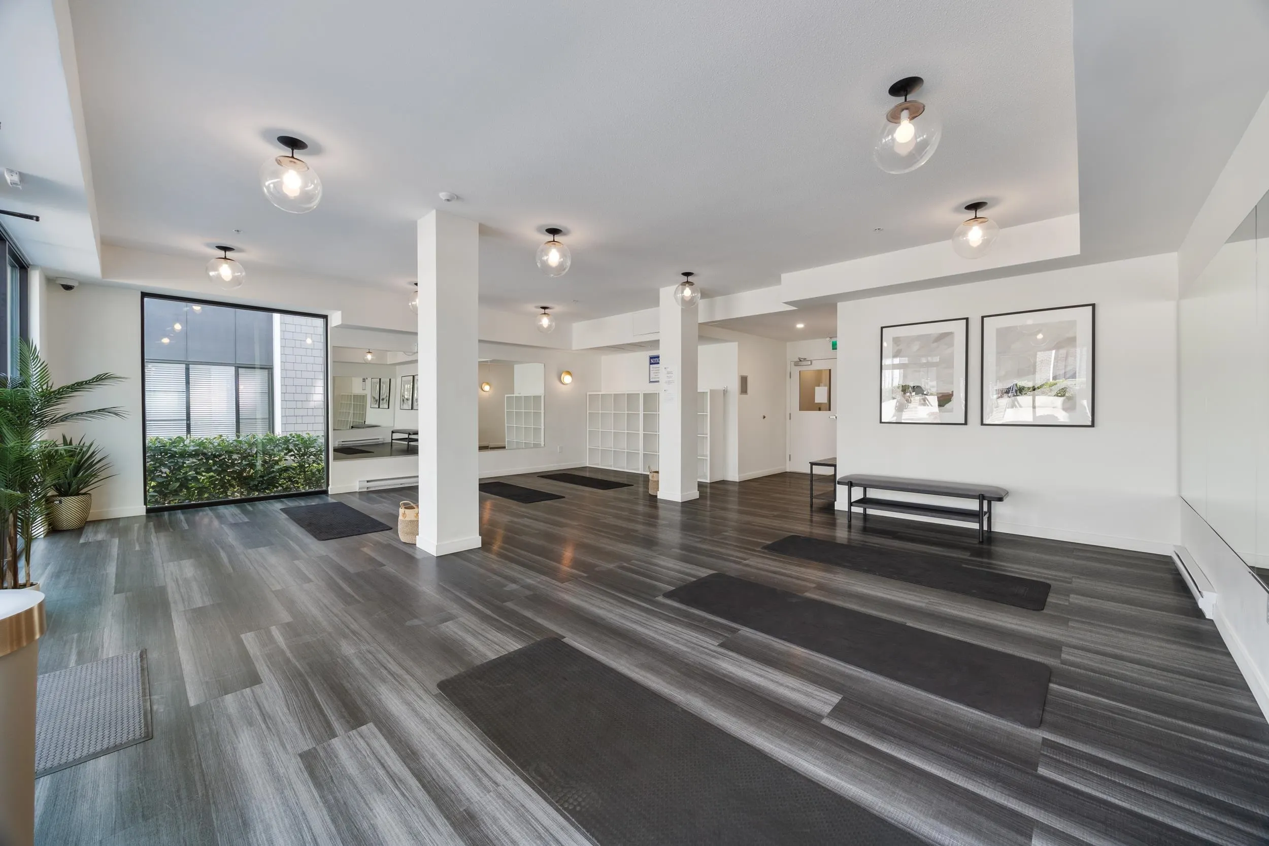 312 15835 85 Avenue