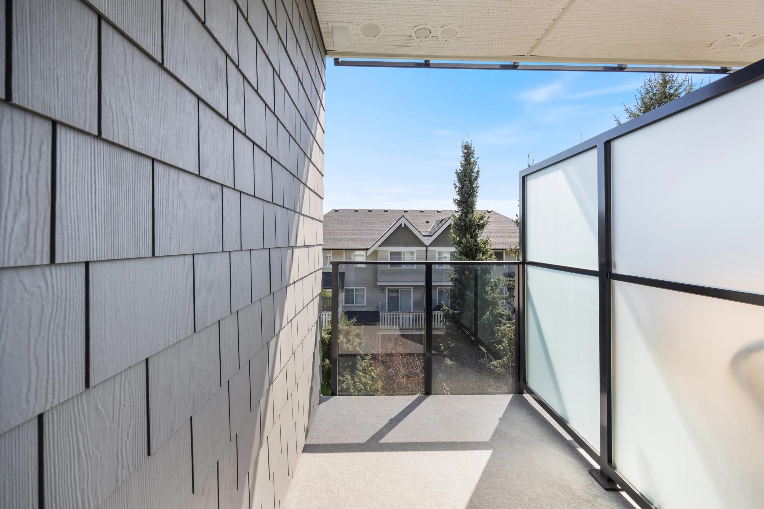 312 15835 85 Avenue
