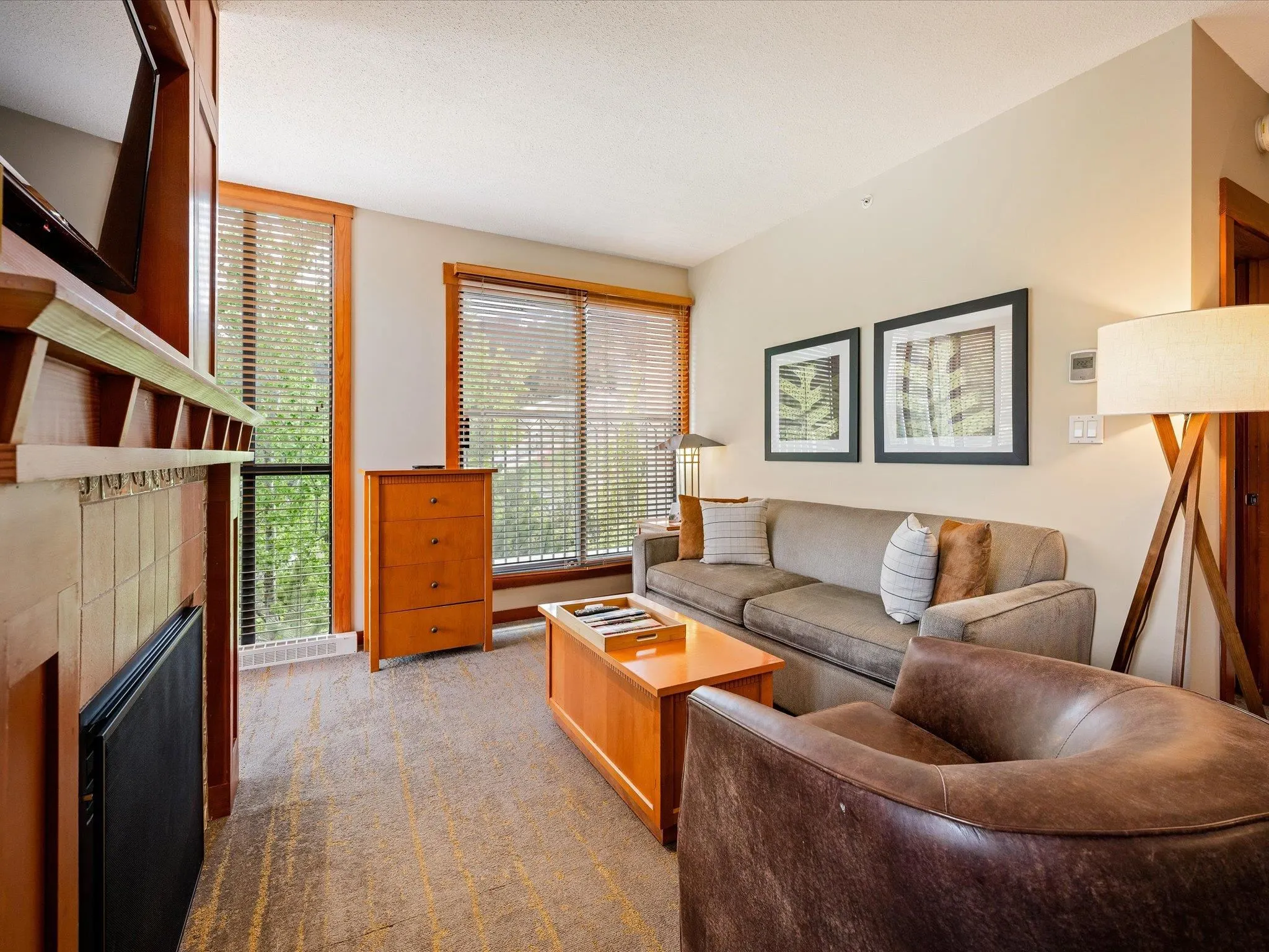 216 4320 Sundial Crescent