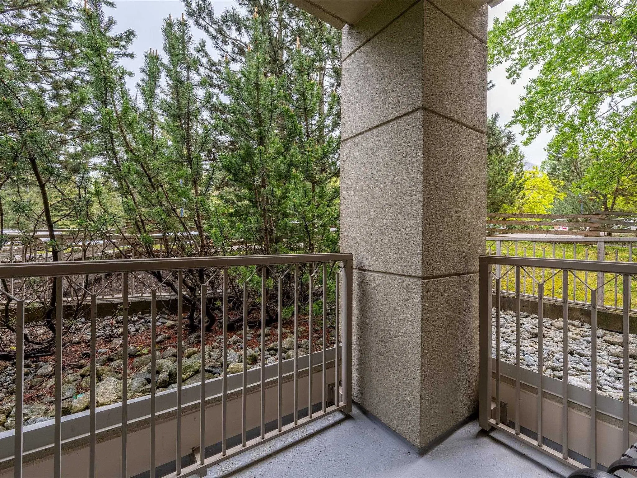 216 4320 Sundial Crescent