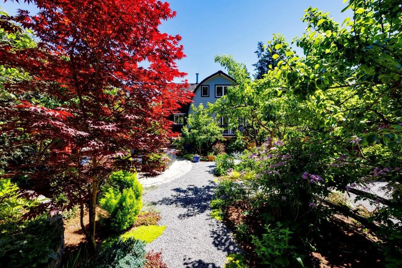 1108 Lenora Road