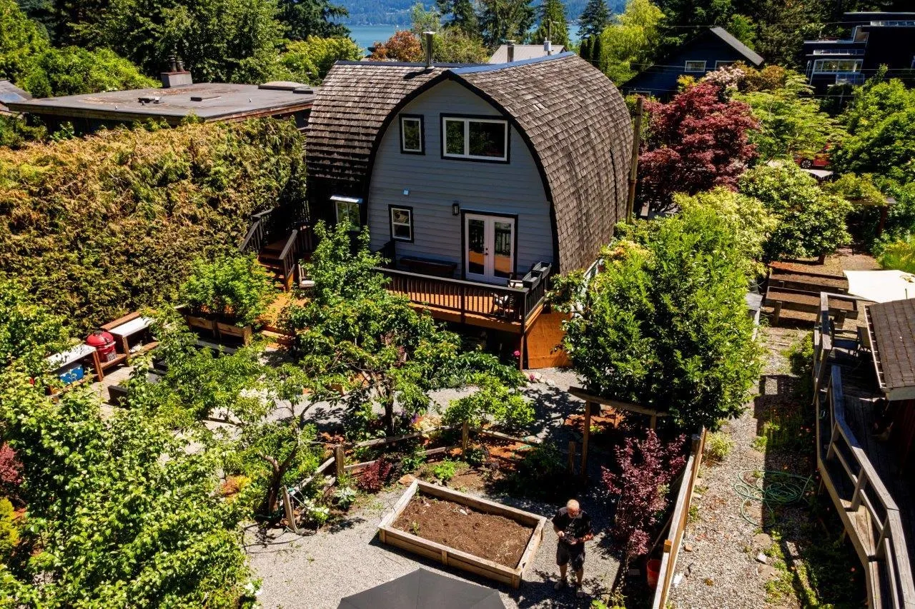 1108 Lenora Road