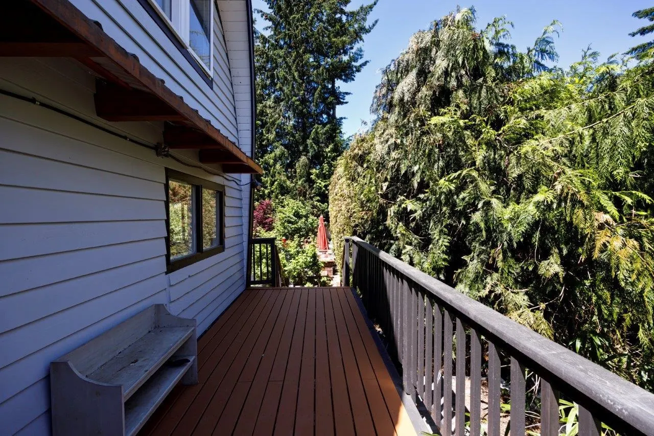 1108 Lenora Road
