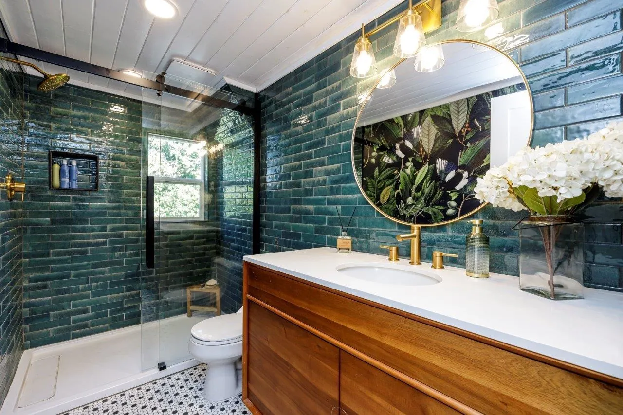 1108 Lenora Road