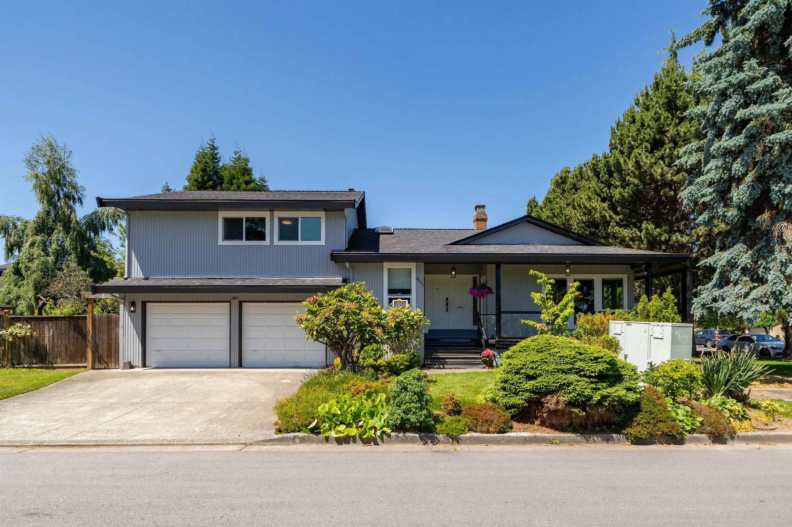 8951 Craigflower Gate