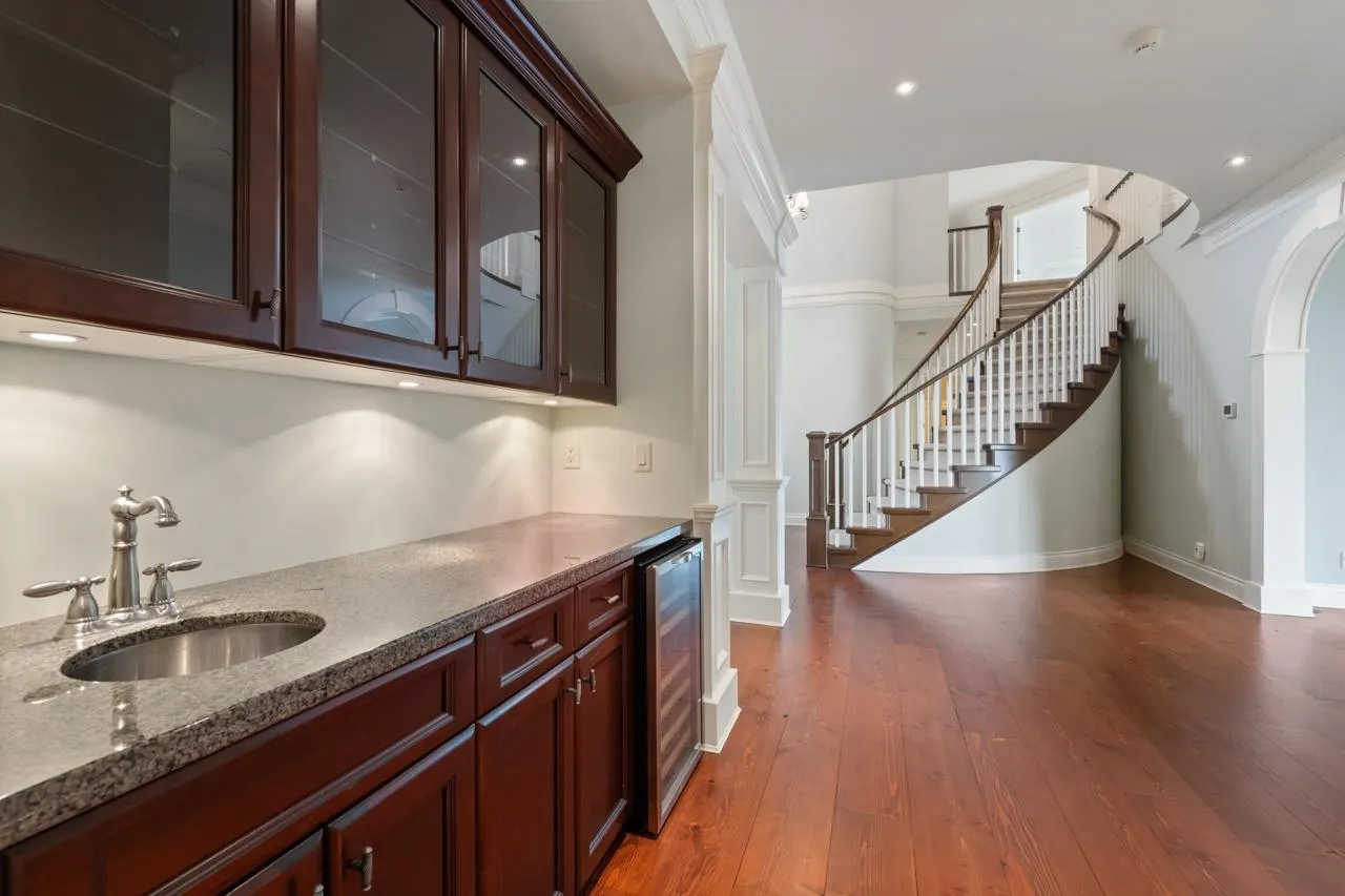 13922 Terry Road