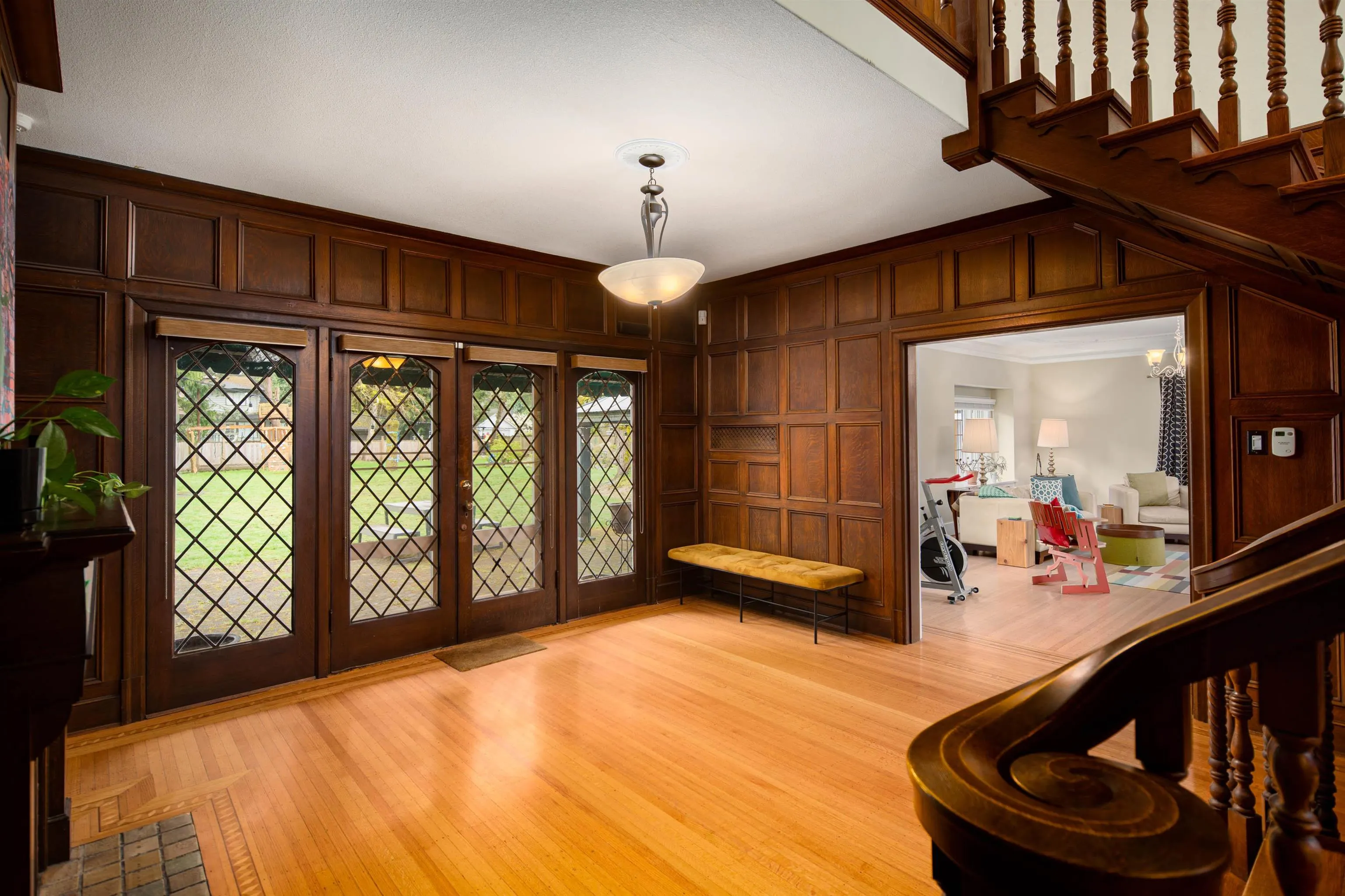 1678 Somerset Crescent