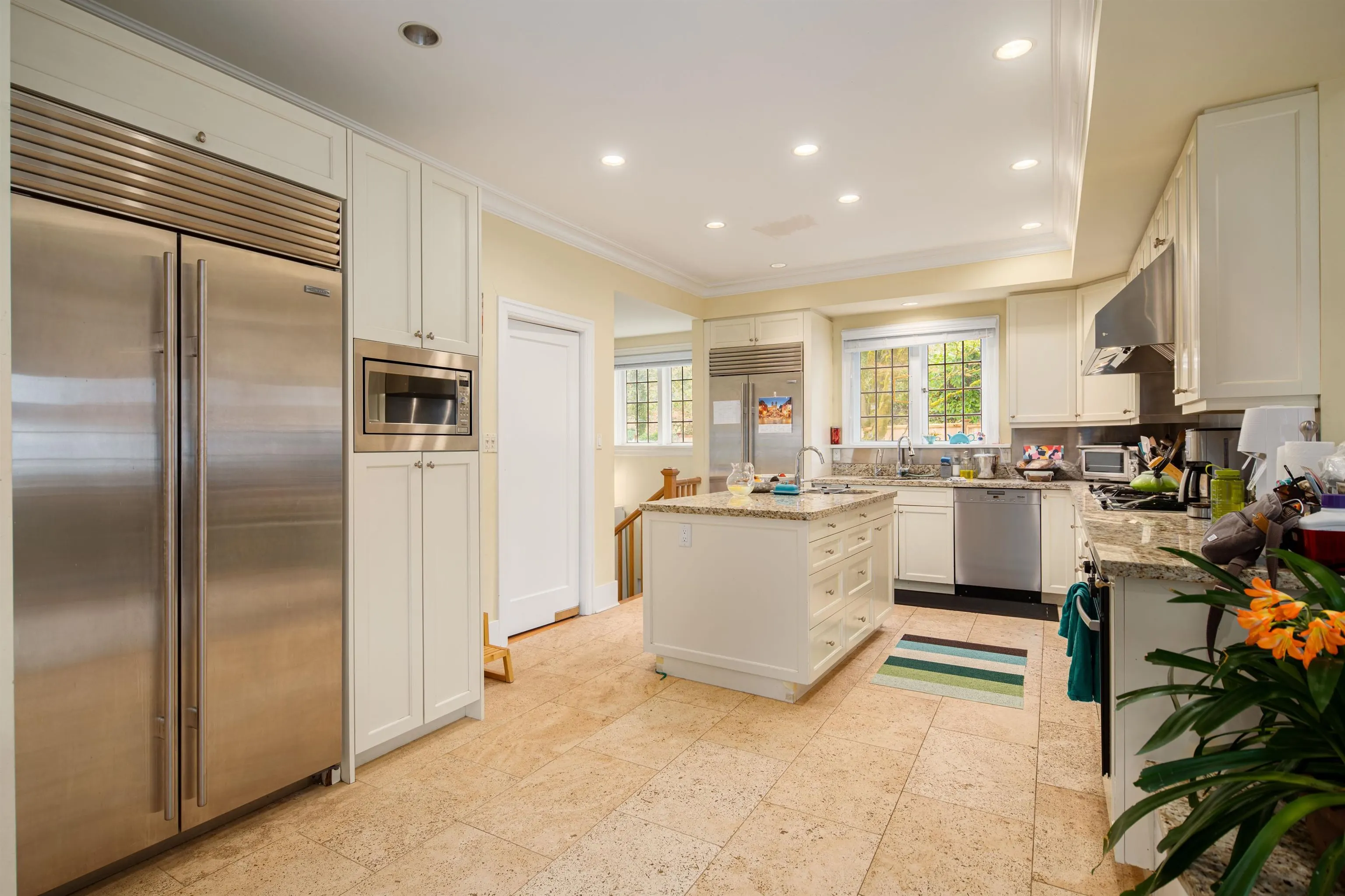 1678 Somerset Crescent