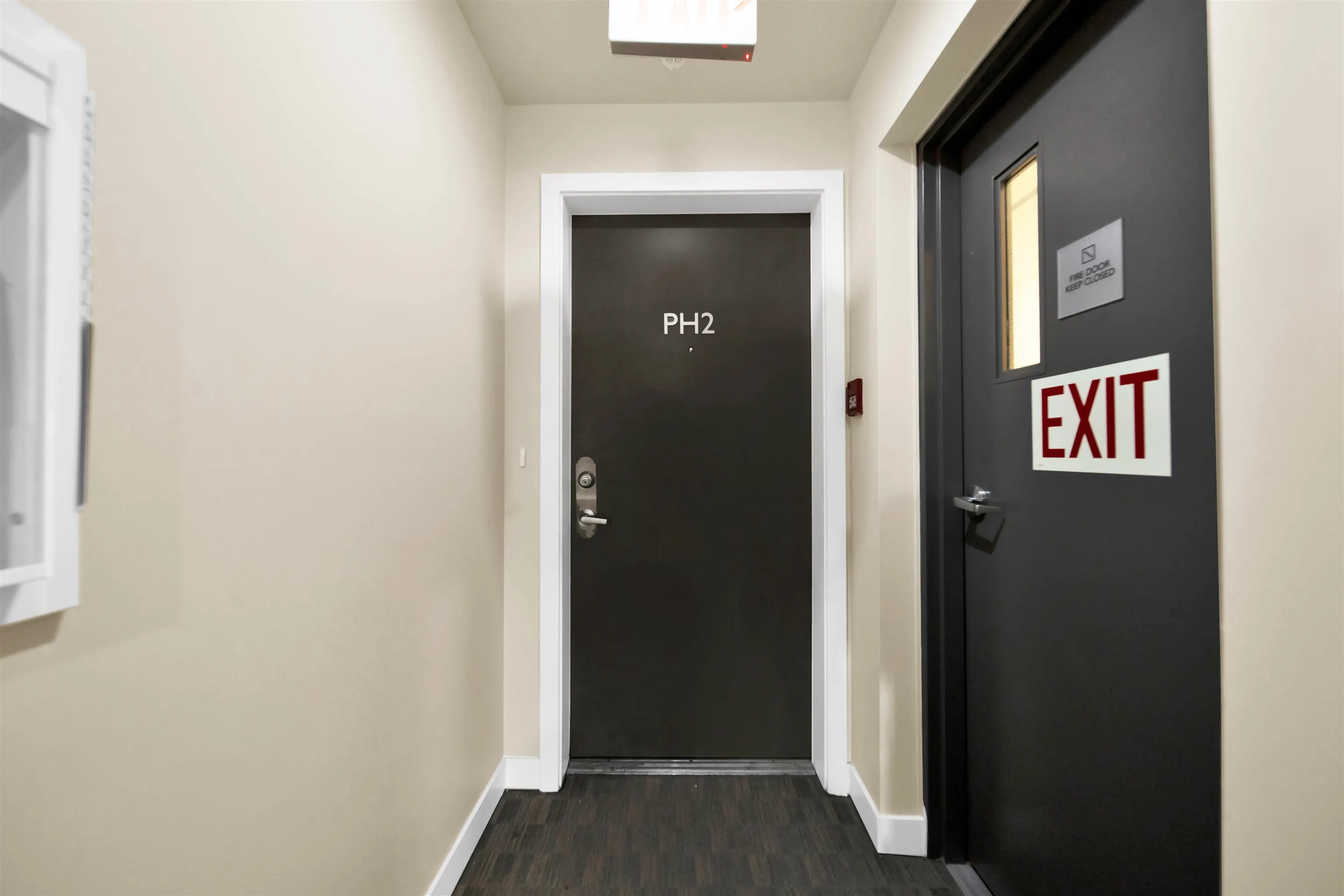 PH2 2689 Kingsway