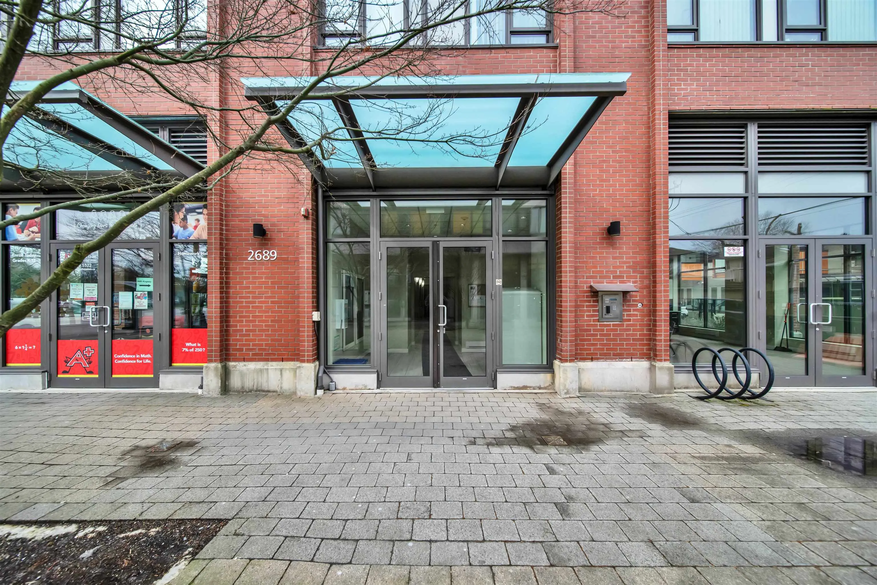 PH2 2689 Kingsway