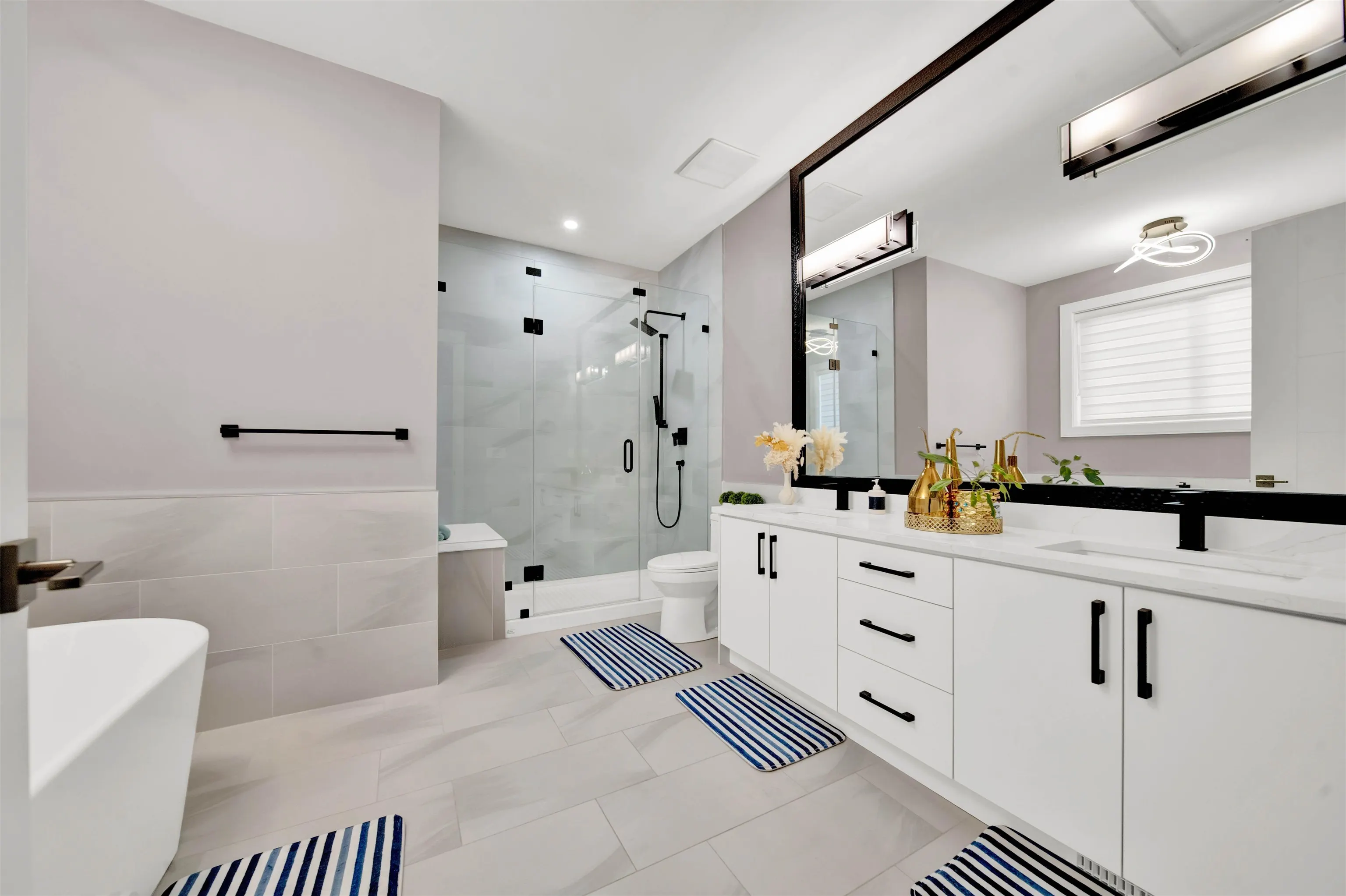 38 4217 Old Clayburn Road