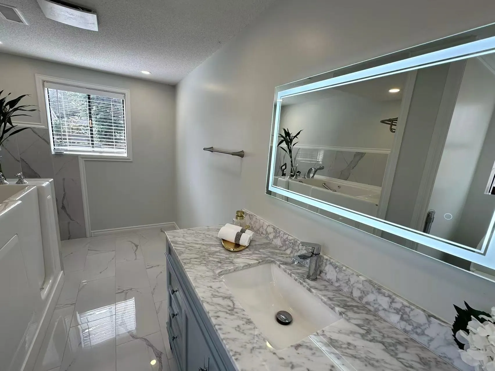 10740 Rosecroft Crescent