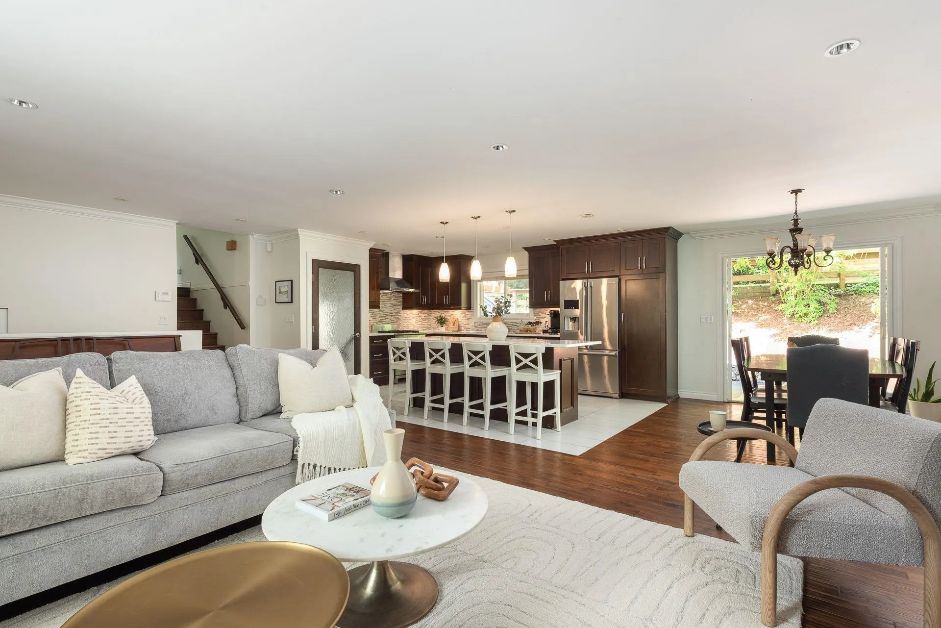 9 Symmes Bay