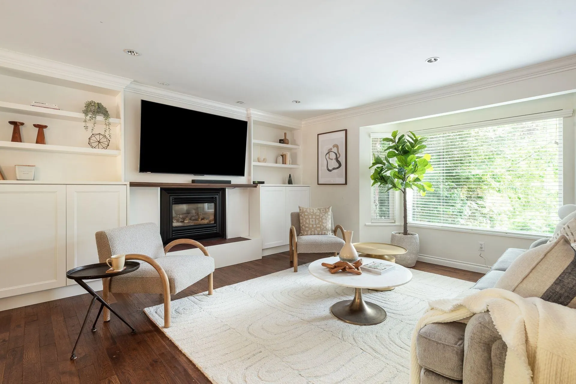 9 Symmes Bay