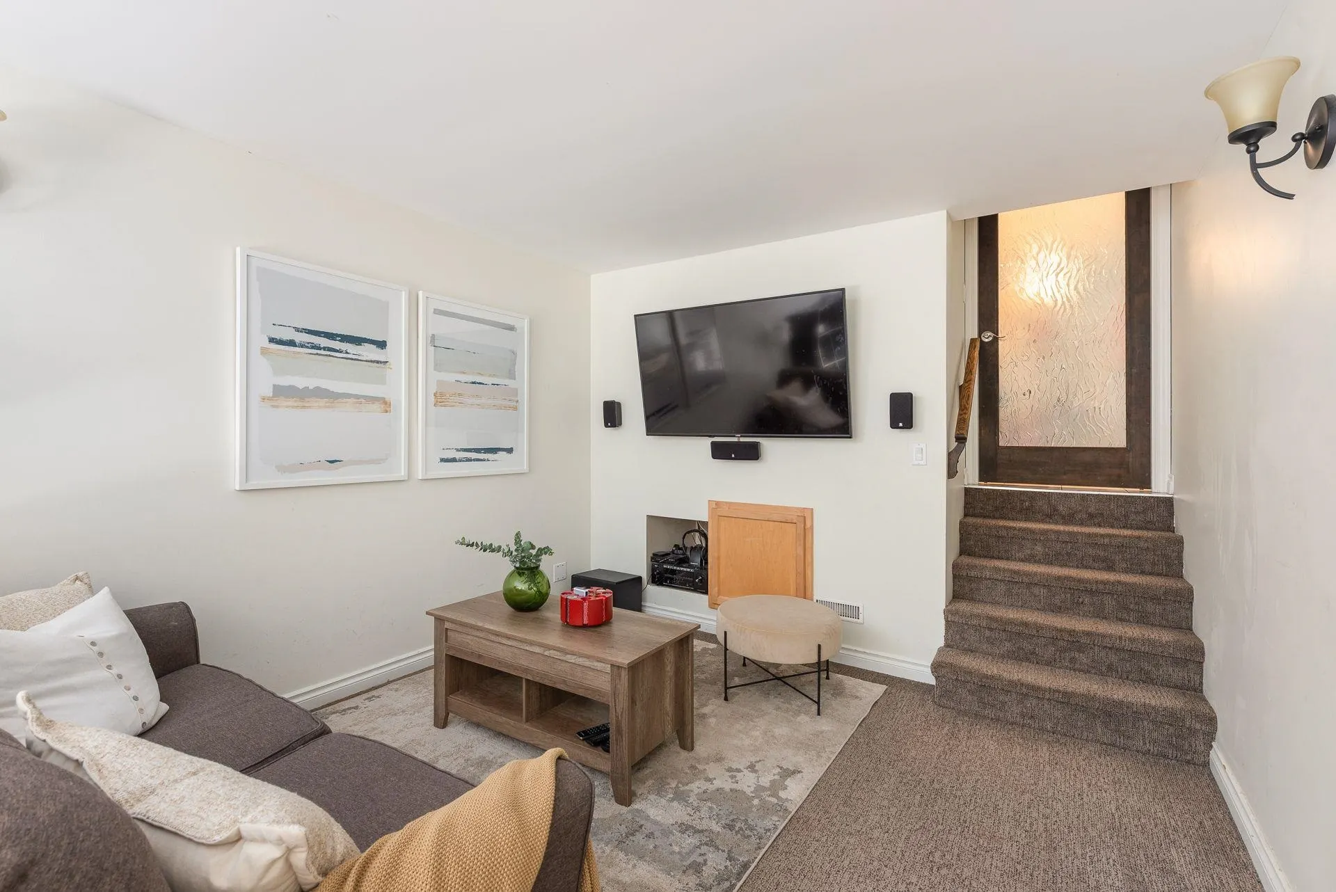 9 Symmes Bay