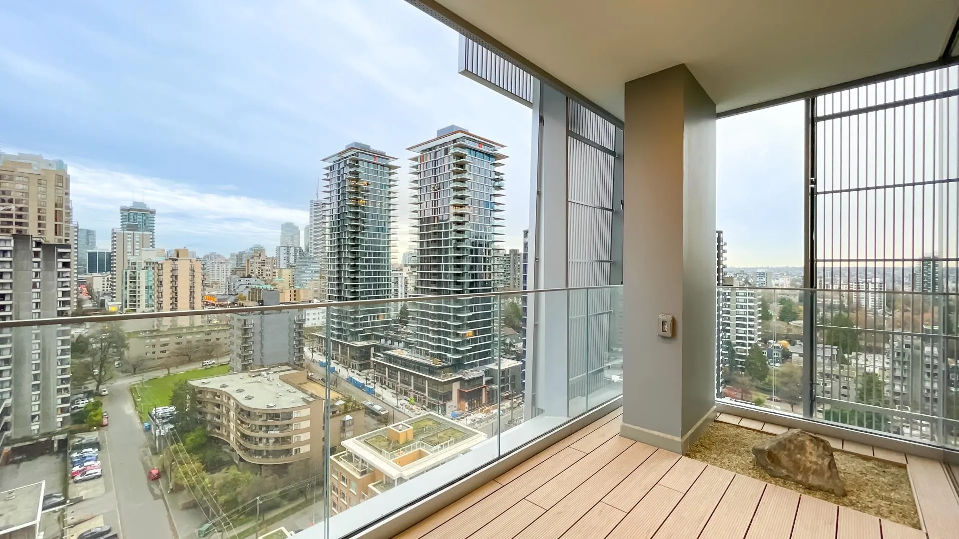 1904 1568 Alberni Street