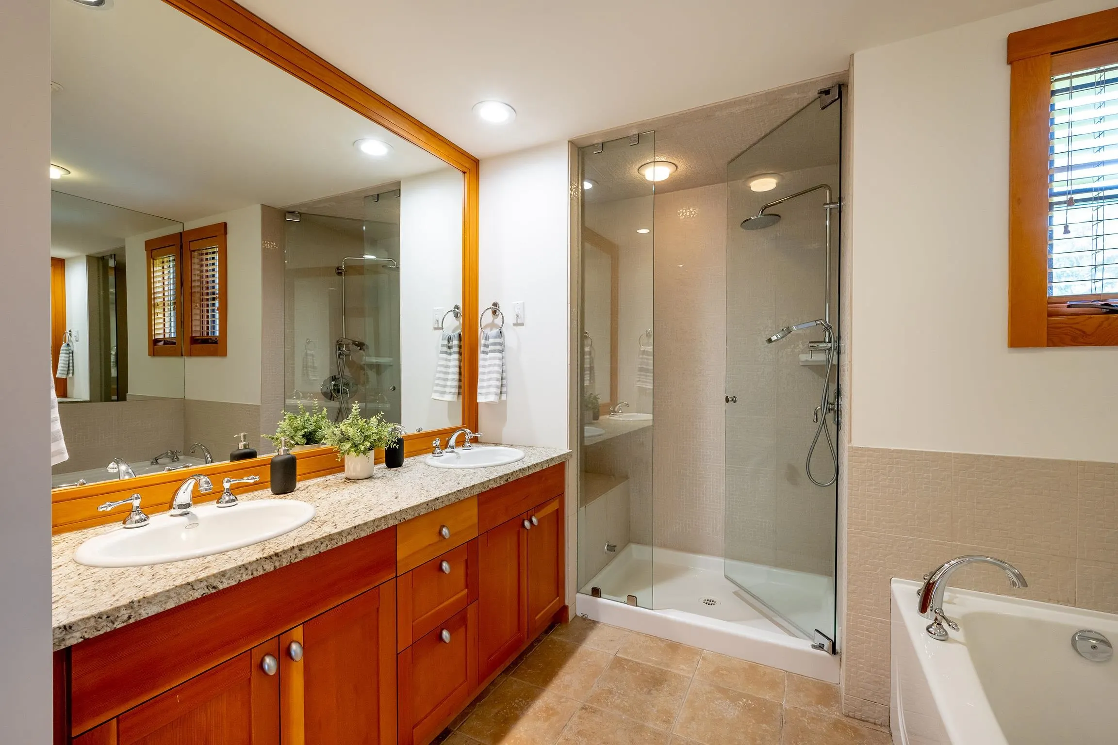 8398 Glen Abbey Lane