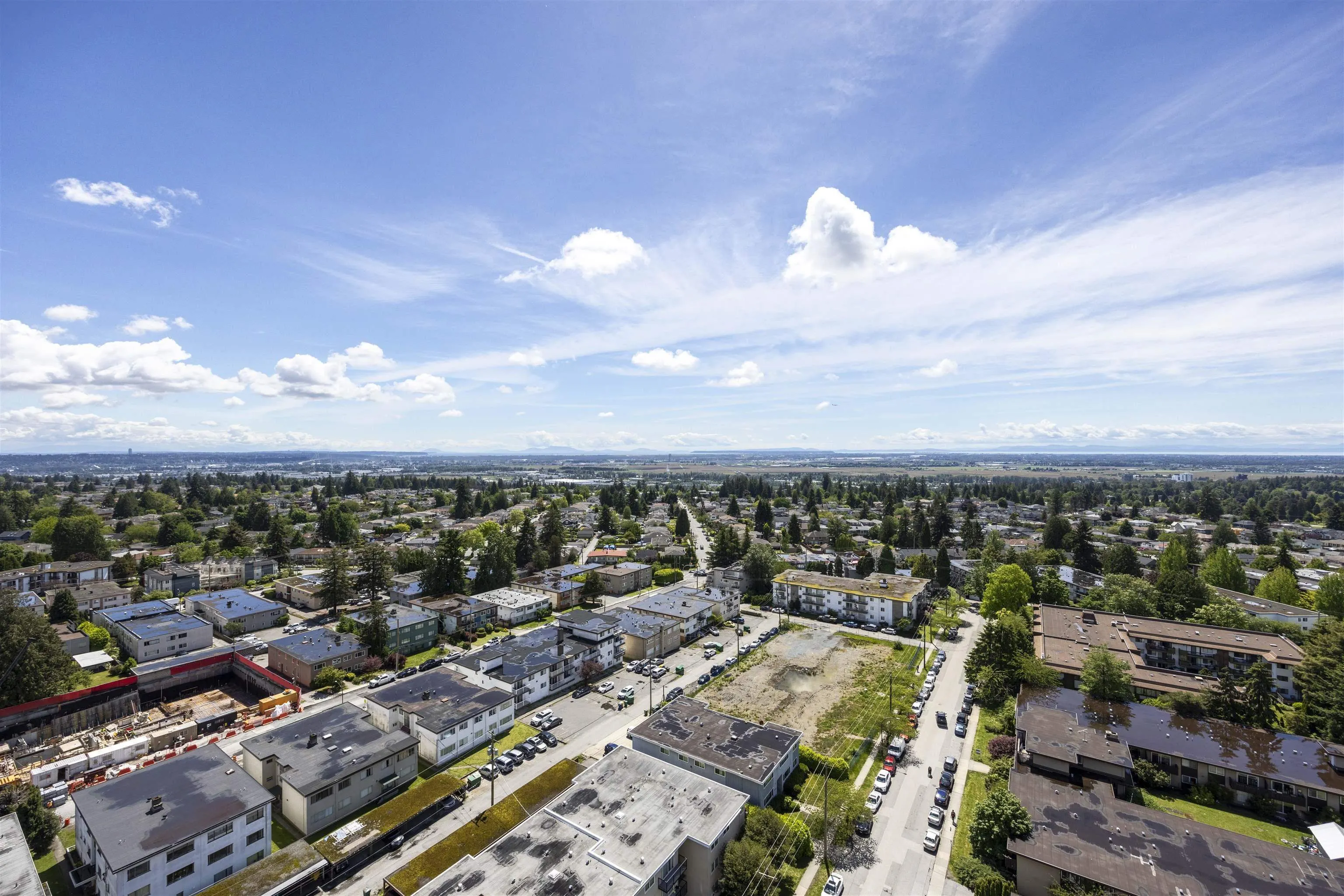 2704 6537 Telford Avenue