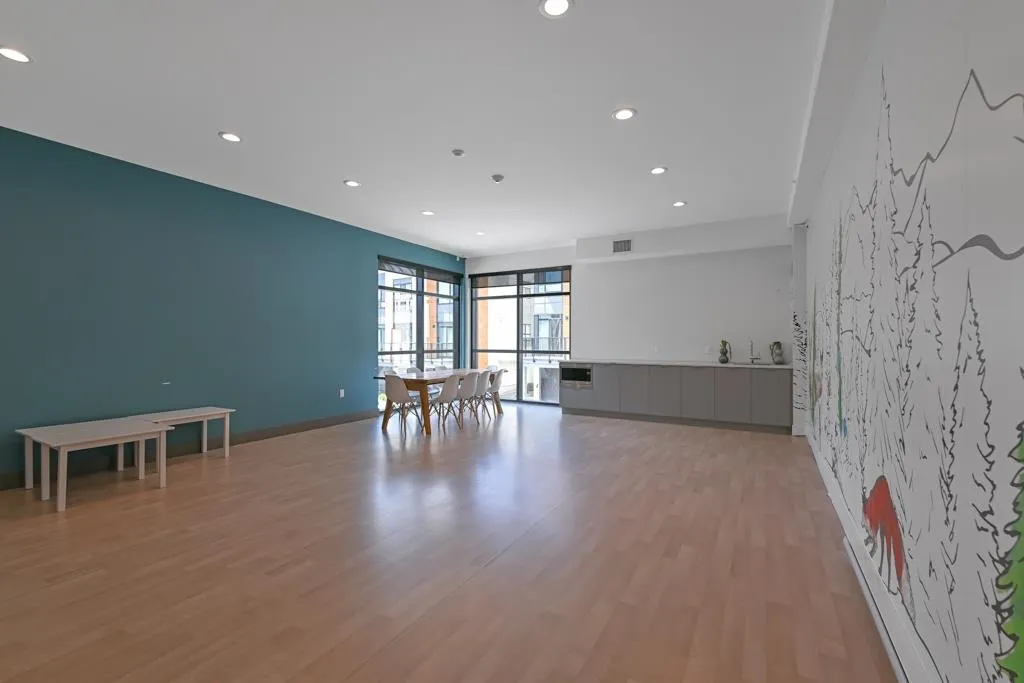 11 15151 Edmund Drive
