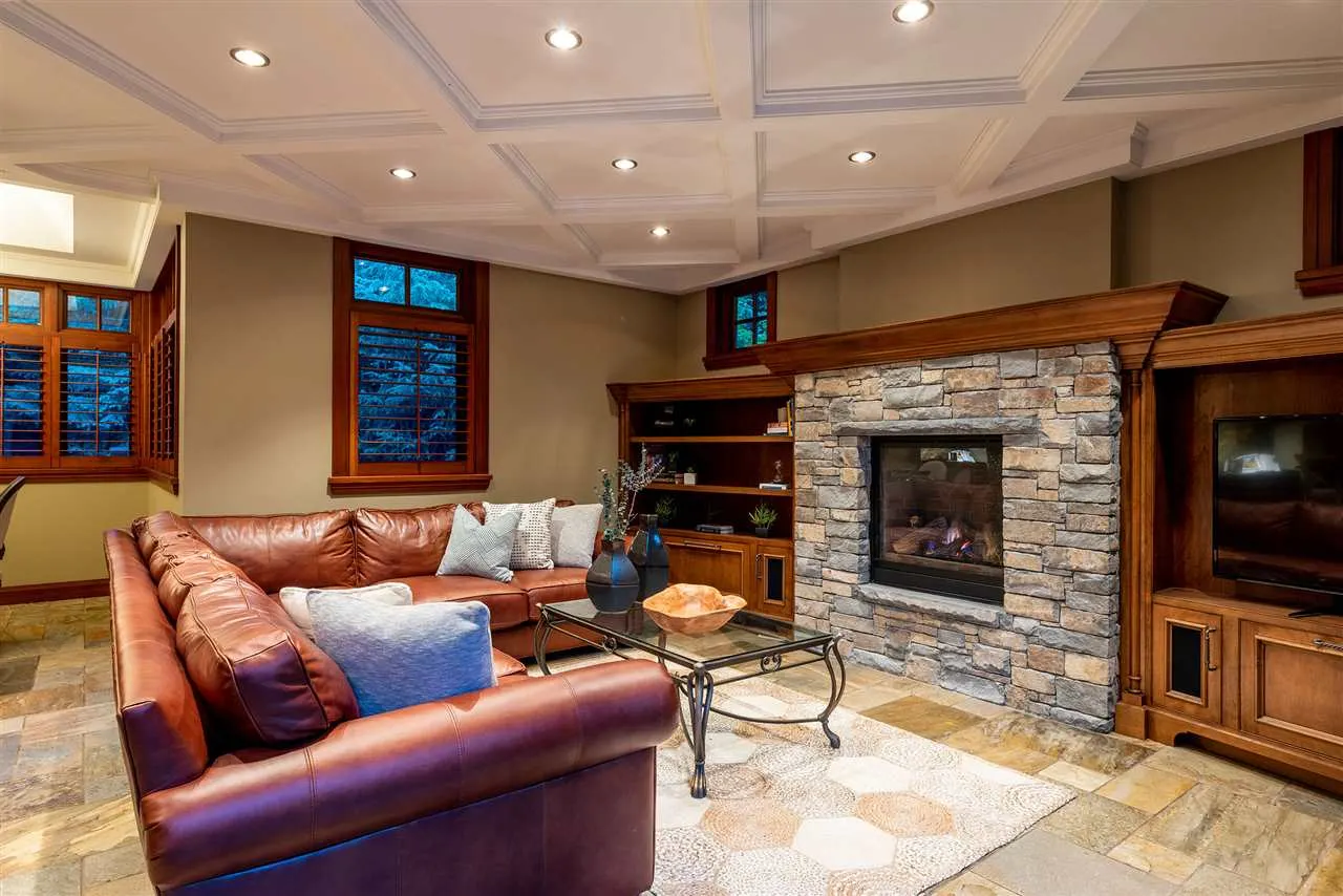 6693 Tapley Place