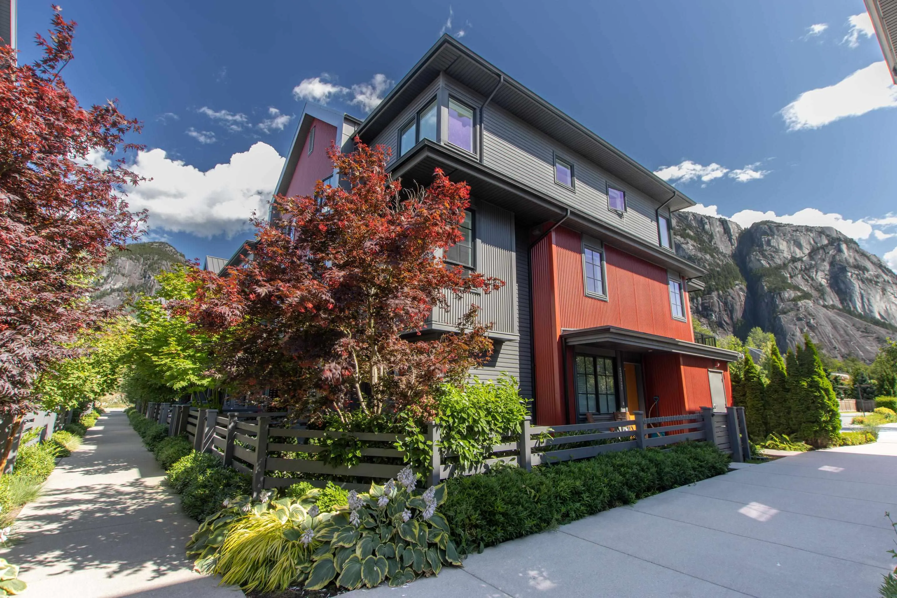 1371 Valleyside Place