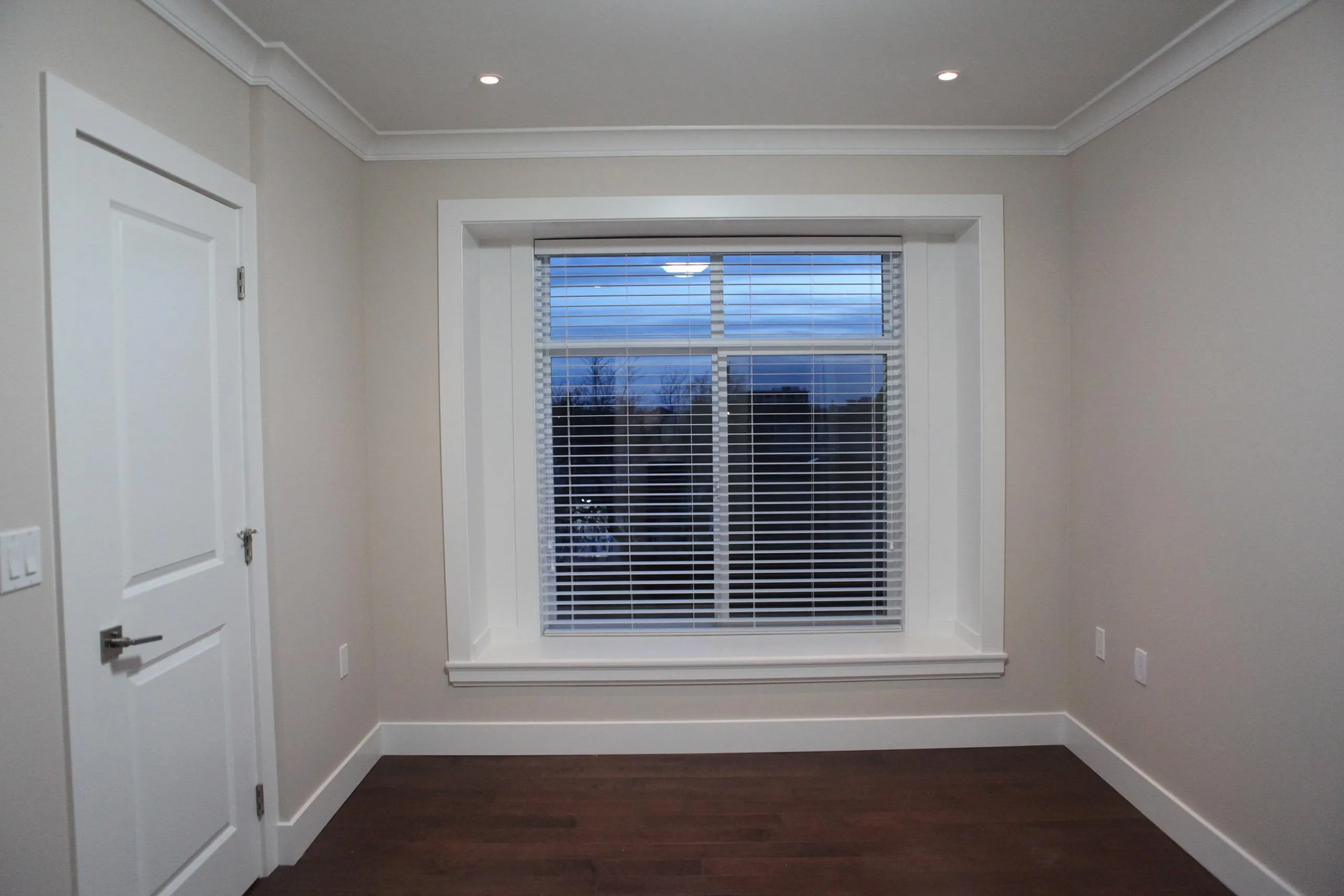 455 W 38th Avenue
