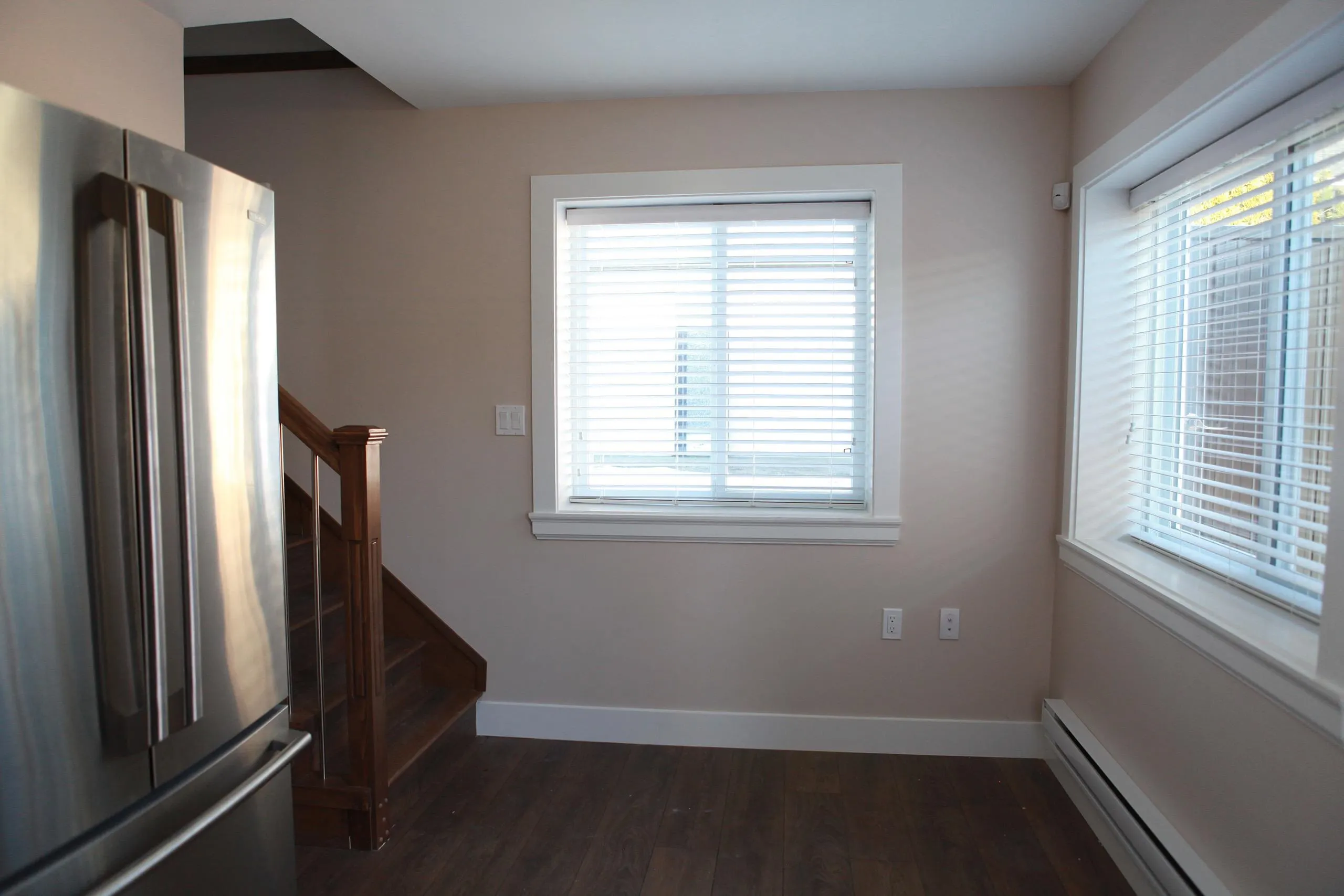 455 W 38th Avenue