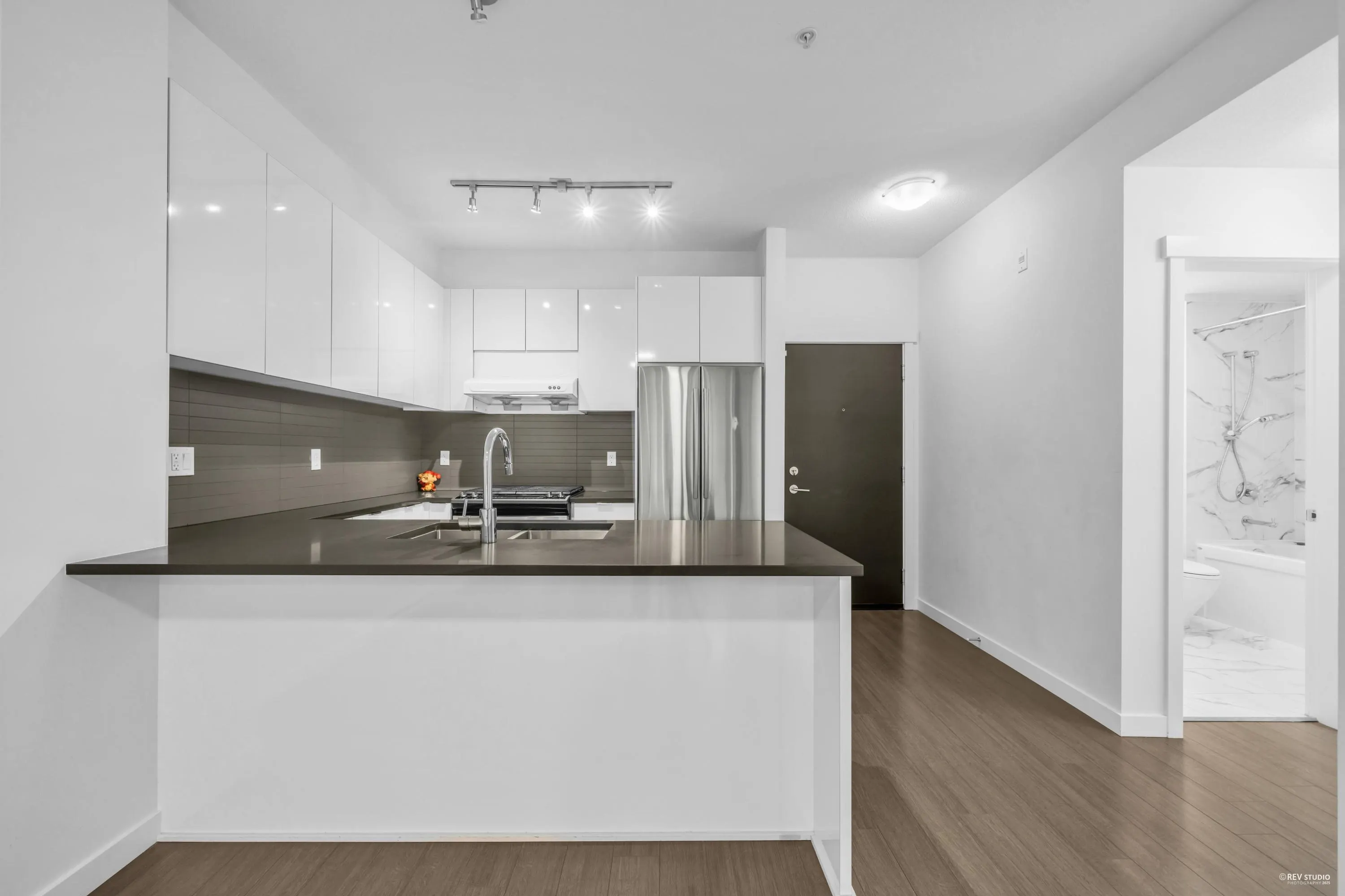 120 15137 33 Avenue