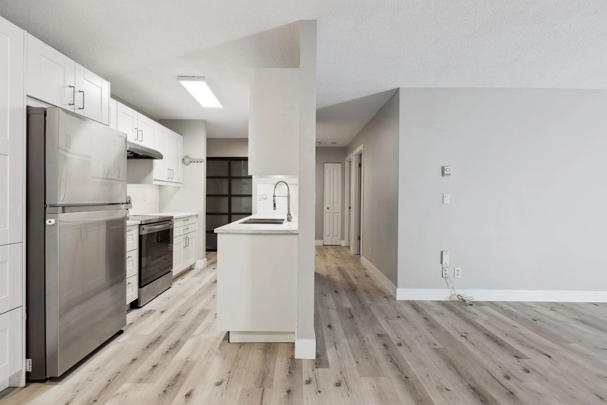 110 4926 48 Avenue