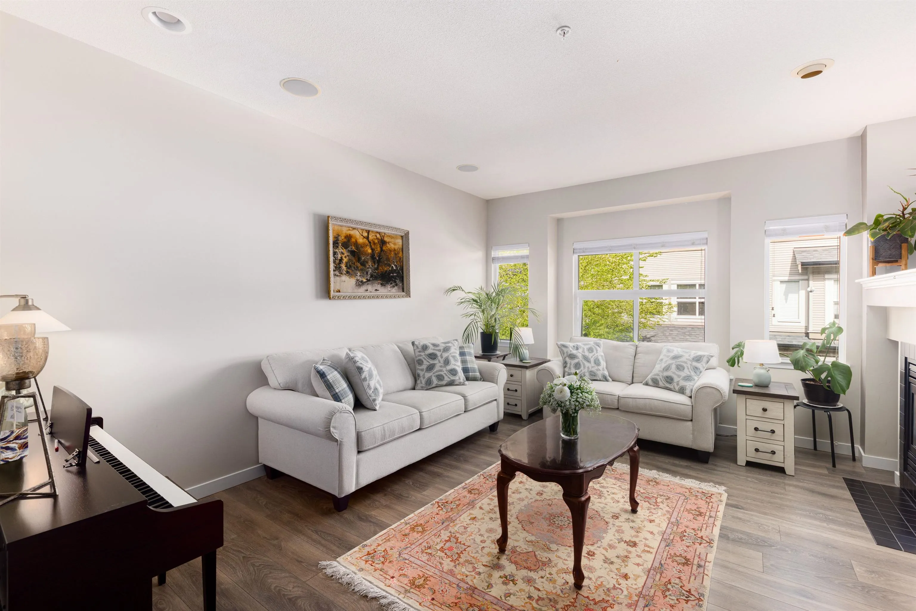102 1055 Riverwood Gate