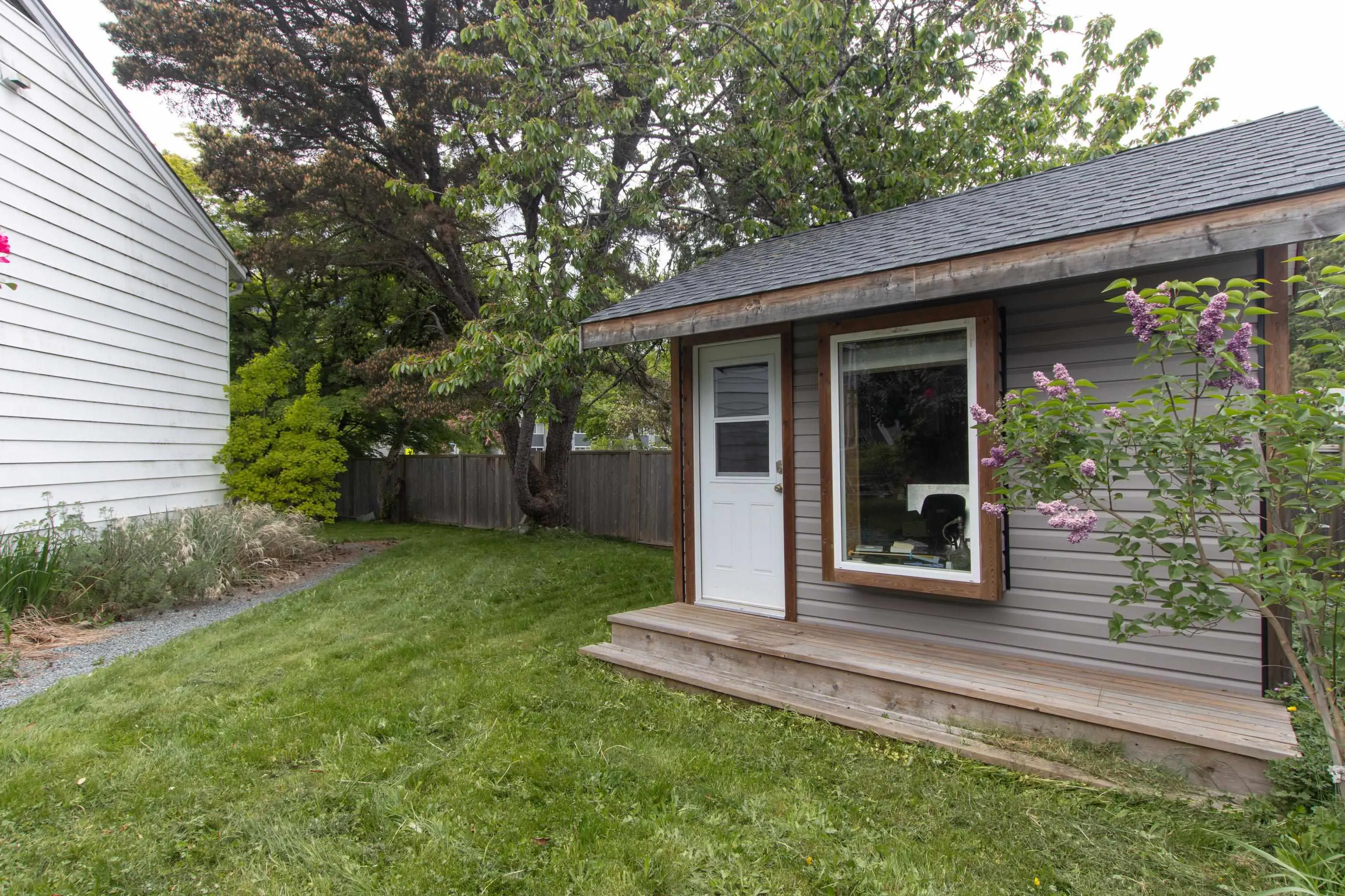 1980 Garibaldi Way