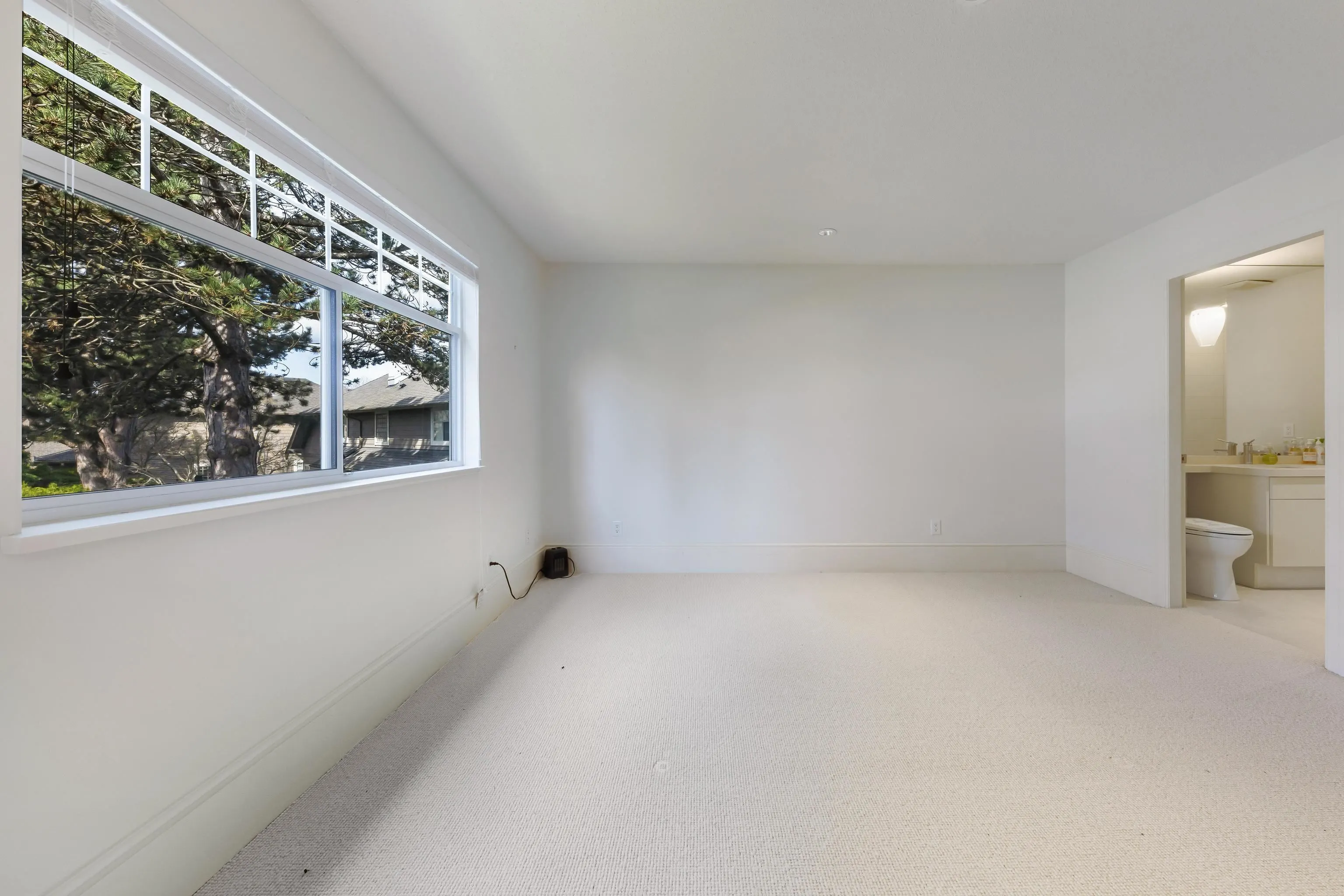 72 5531 Cornwall Drive