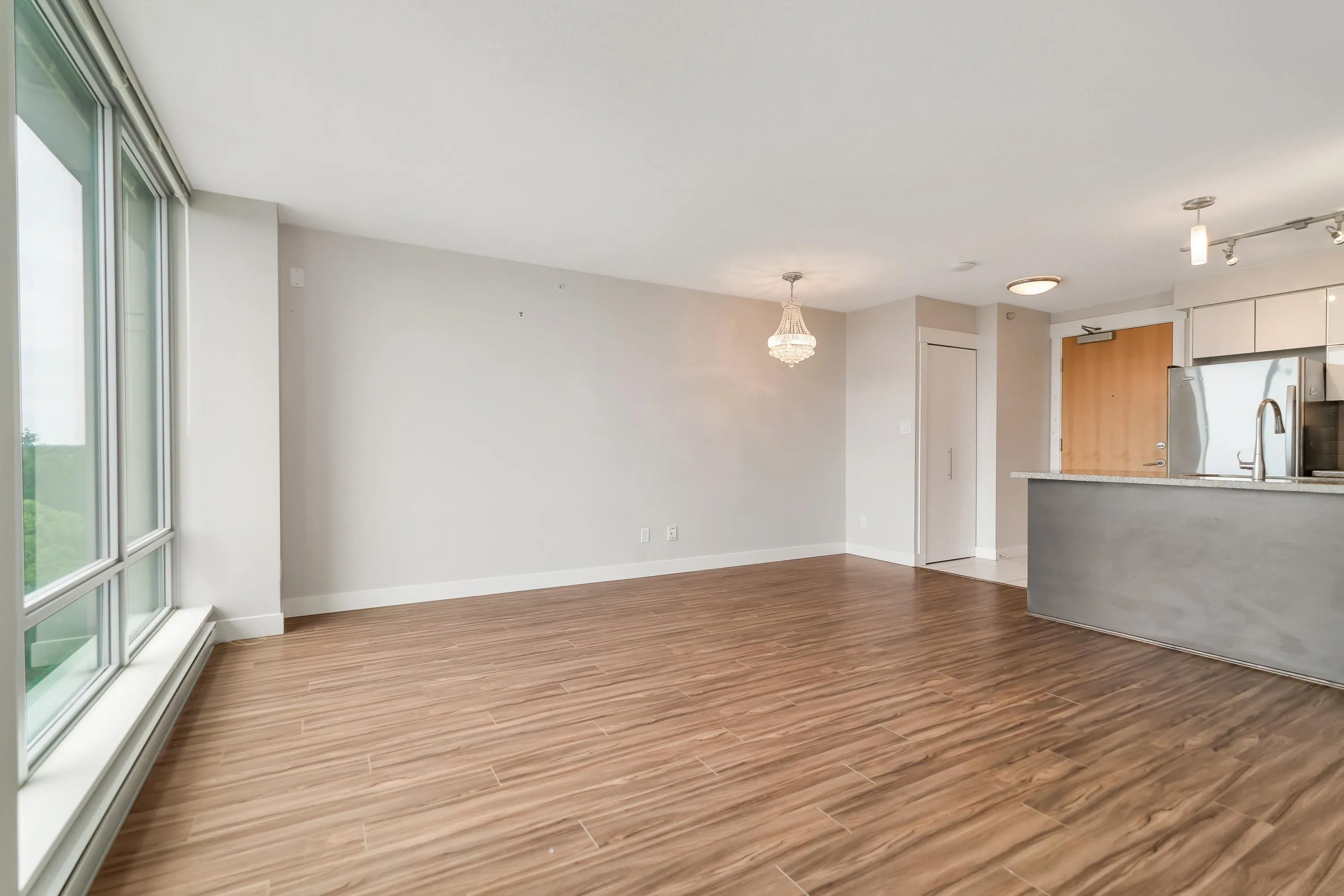 1007 6733 Buswell Street