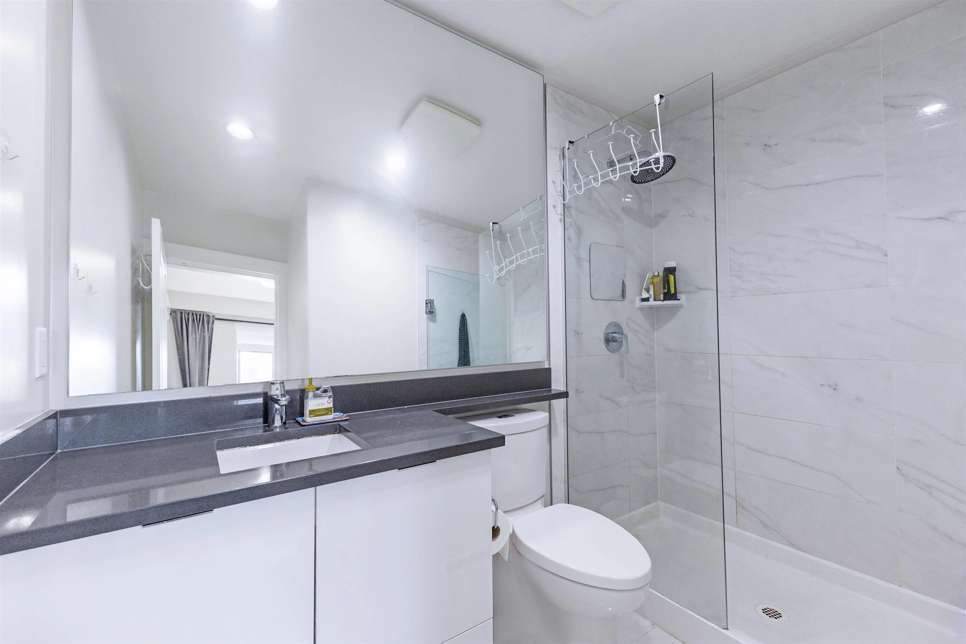 320 9311 Alexandra Road