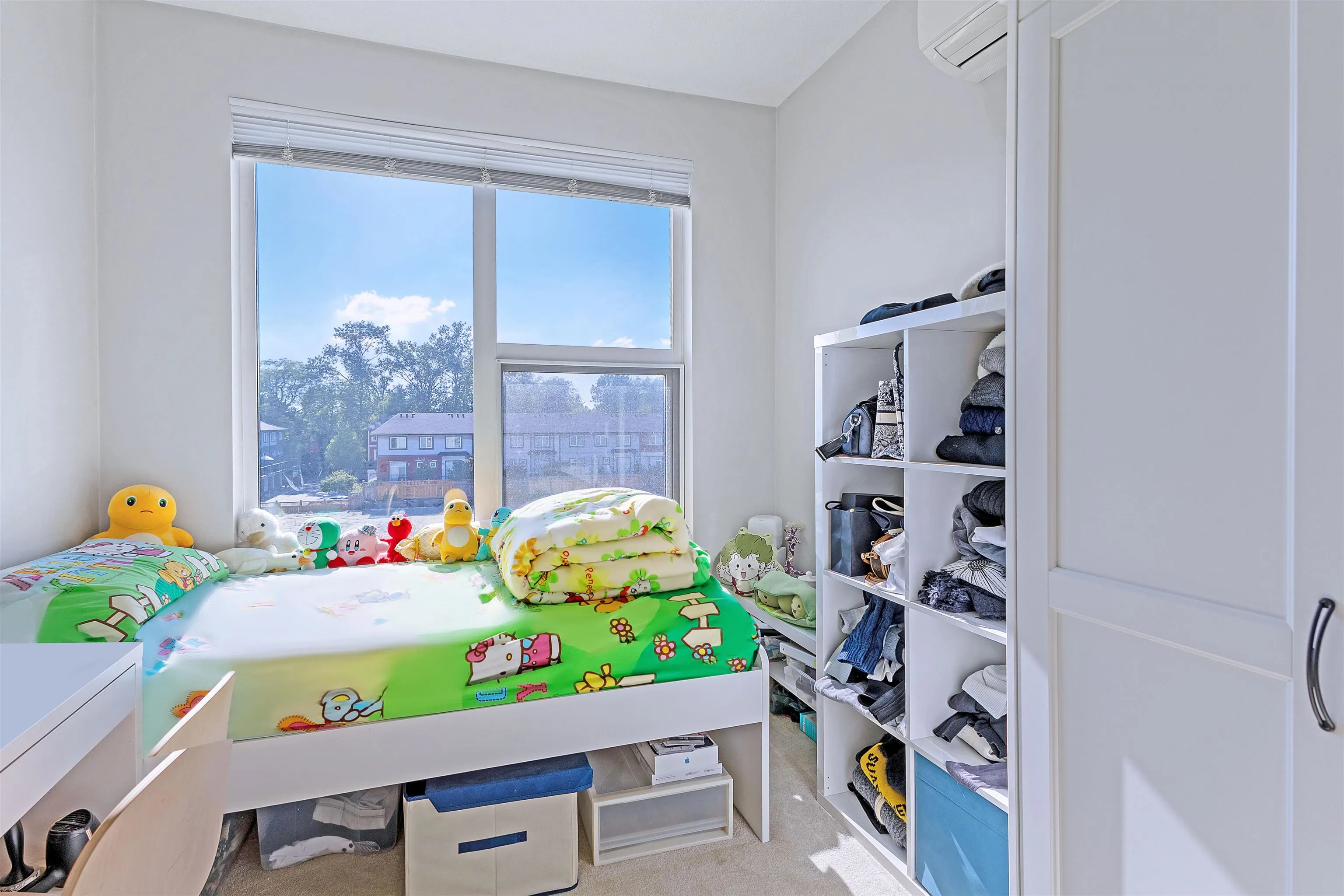 320 9311 Alexandra Road