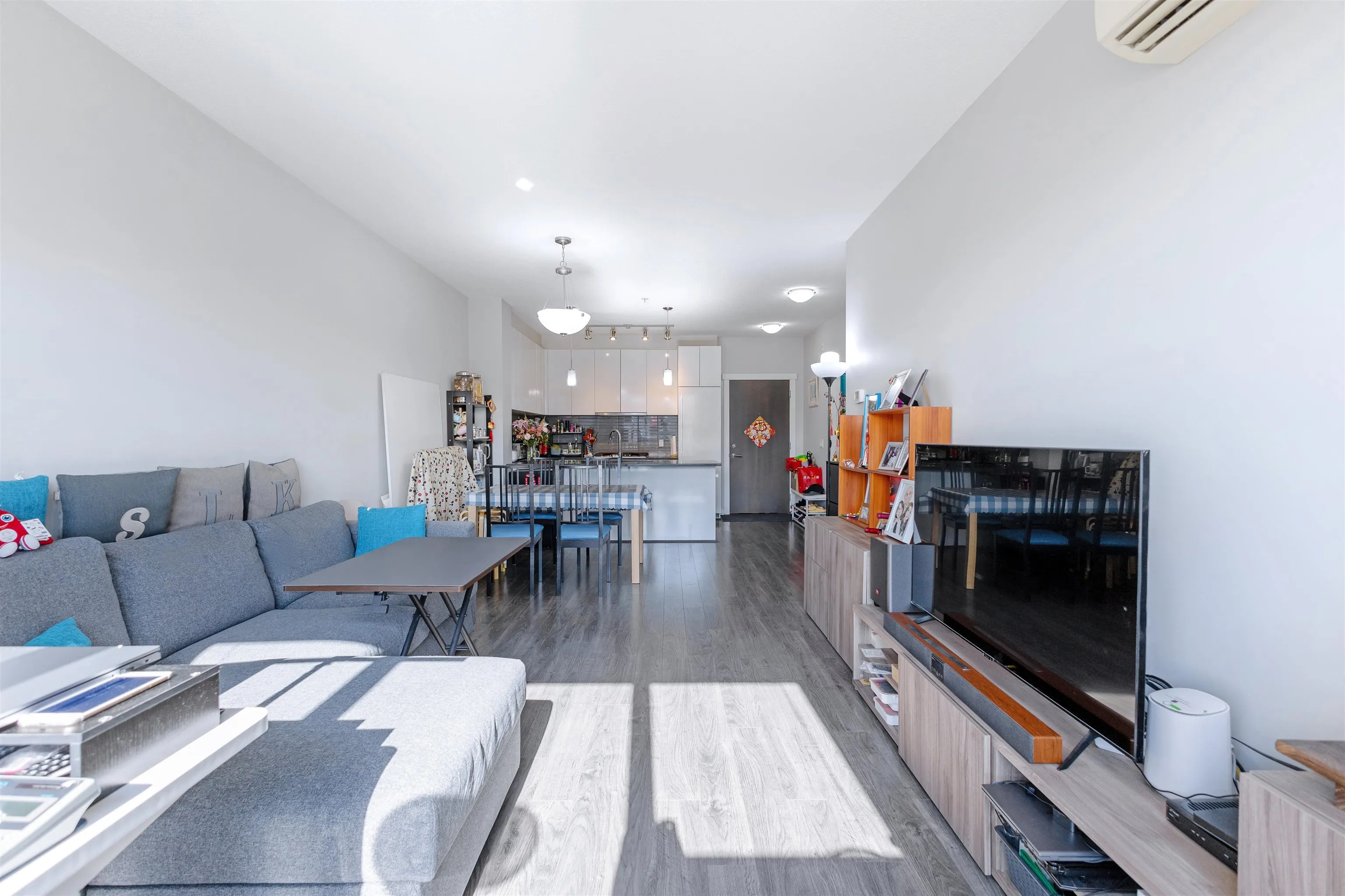 320 9311 Alexandra Road