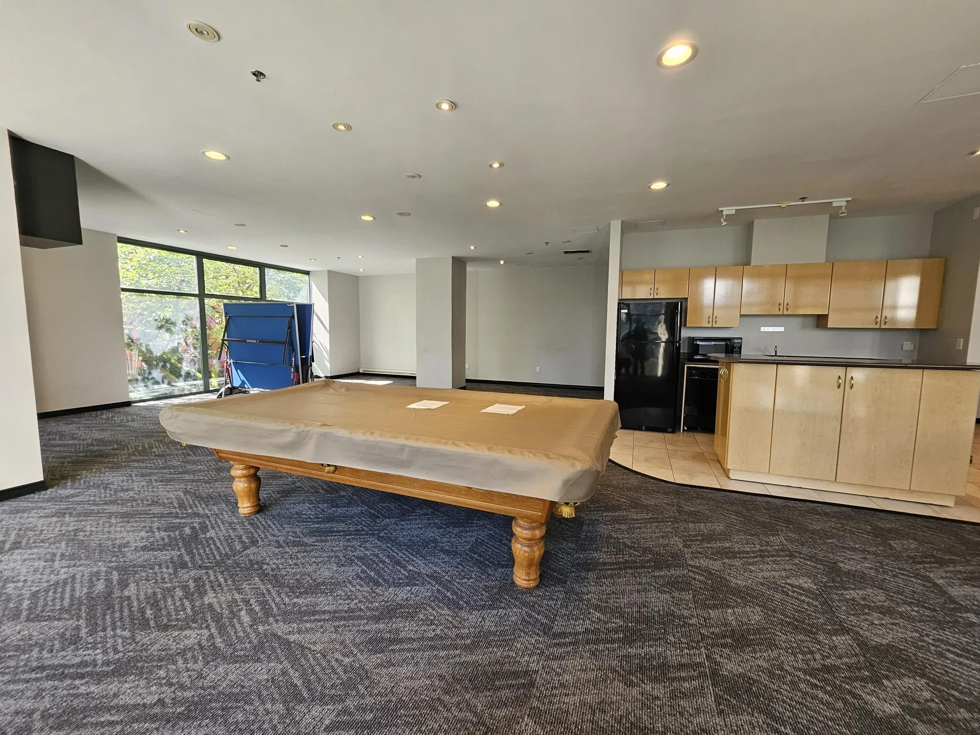 1604 1239 W Georgia Street