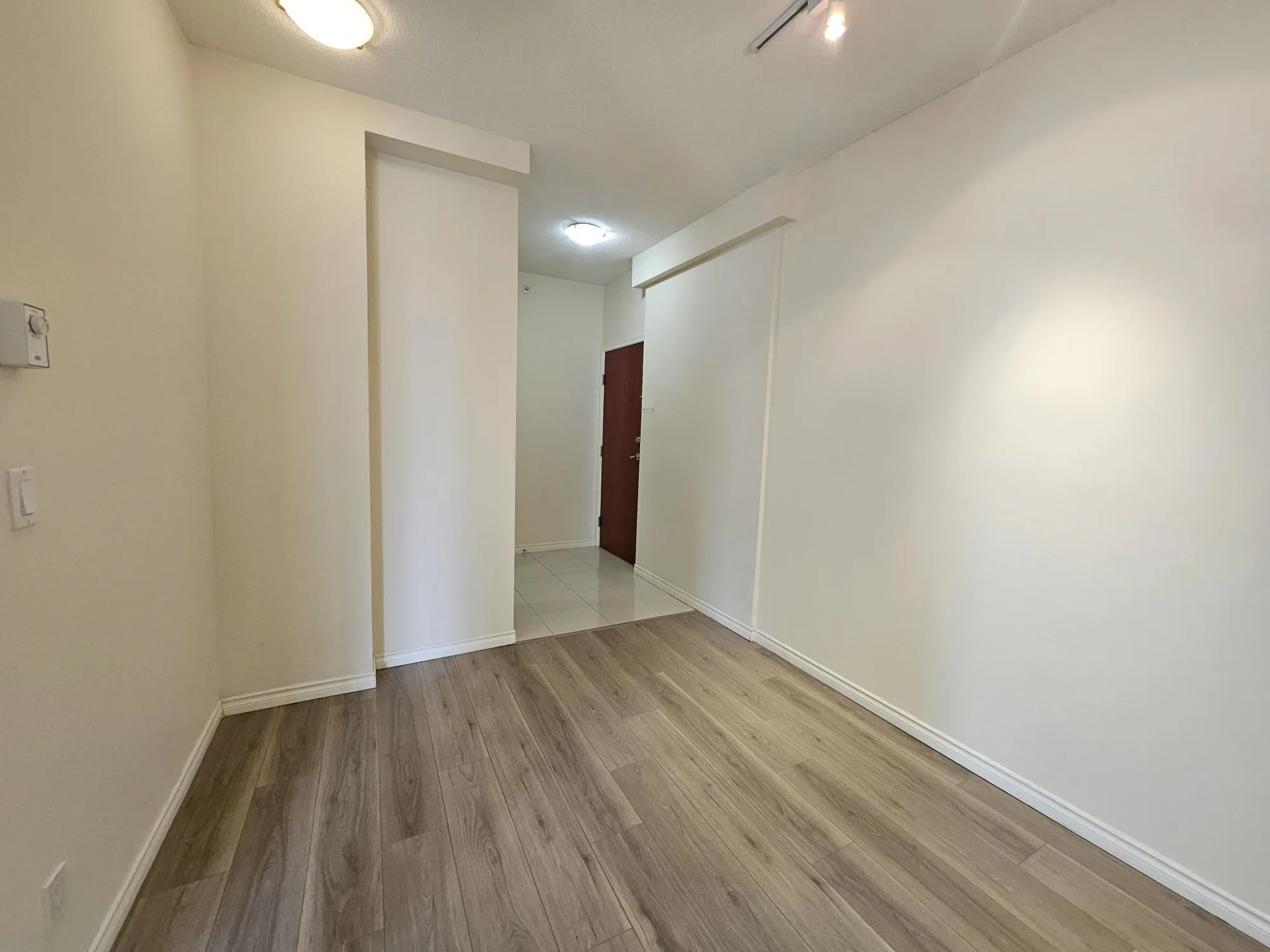 1604 1239 W Georgia Street