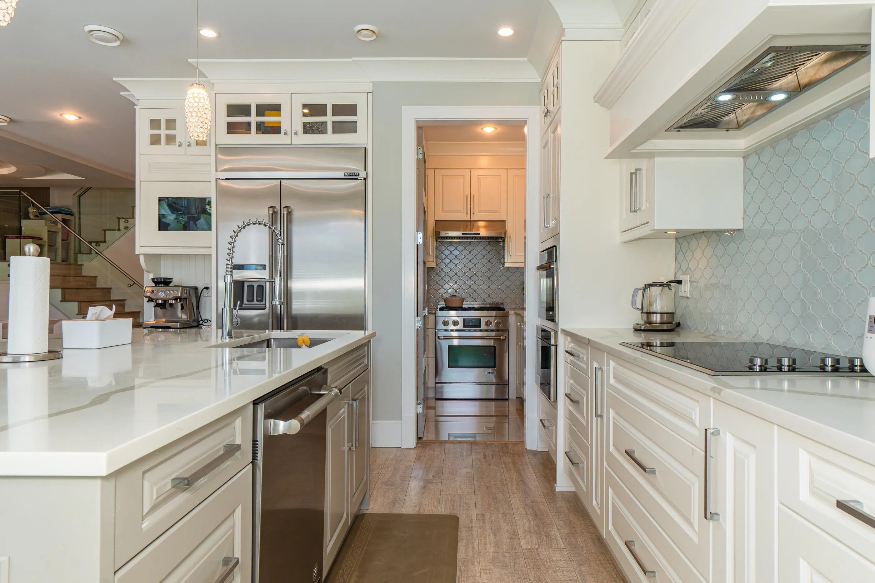 5028 Maple Road