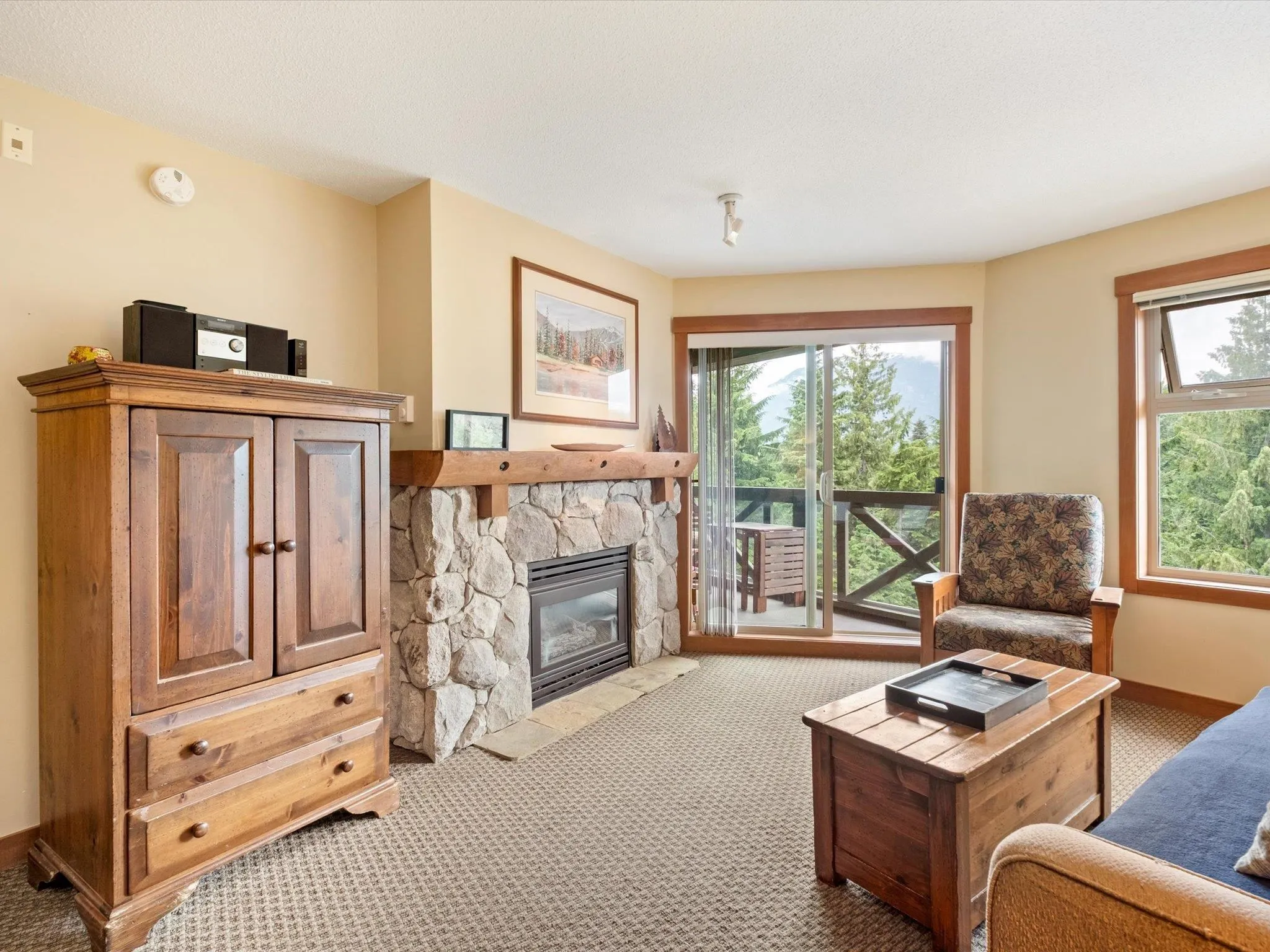 511 4660 Blackcomb Way