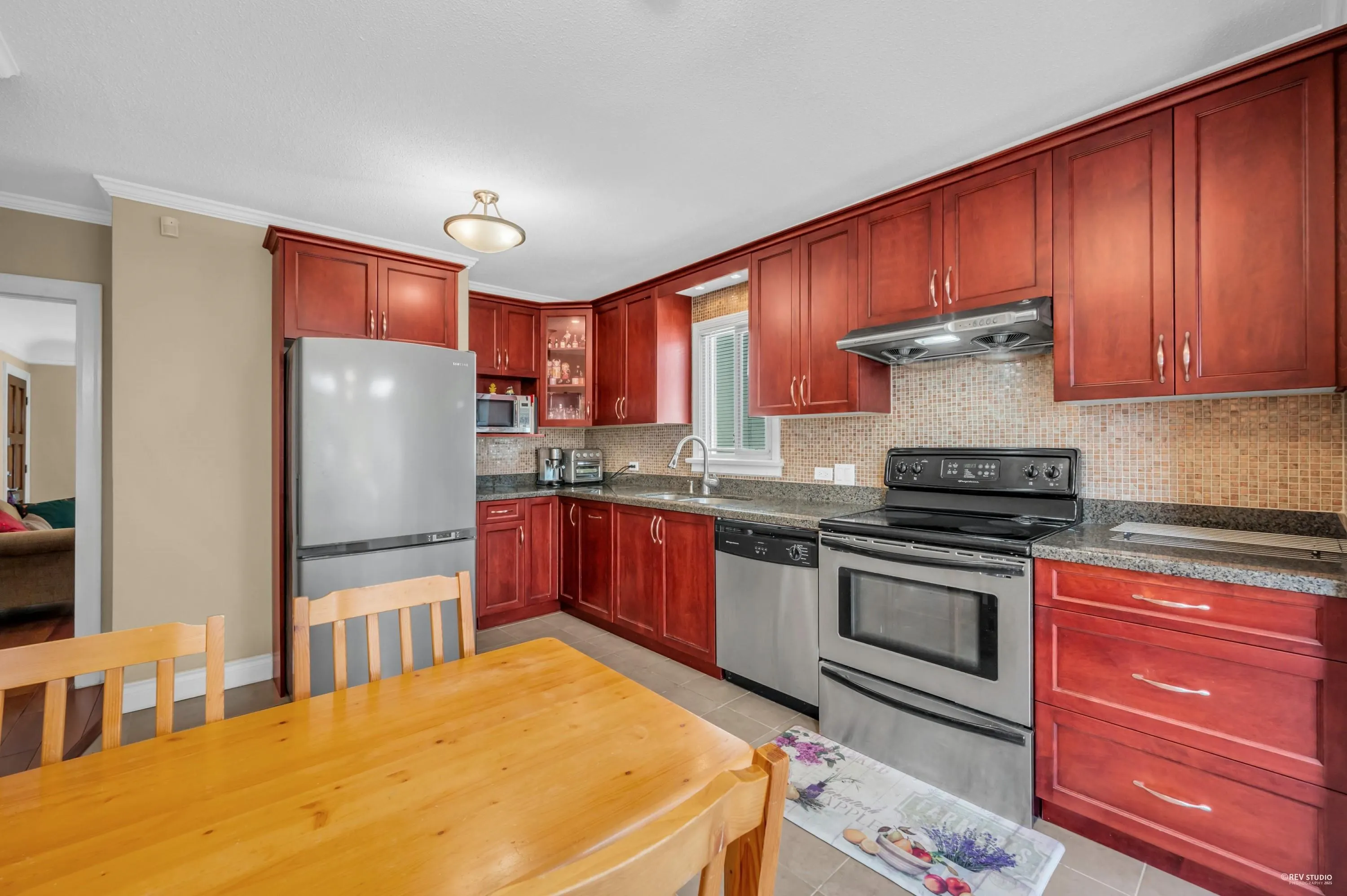 2785 W 20th Avenue