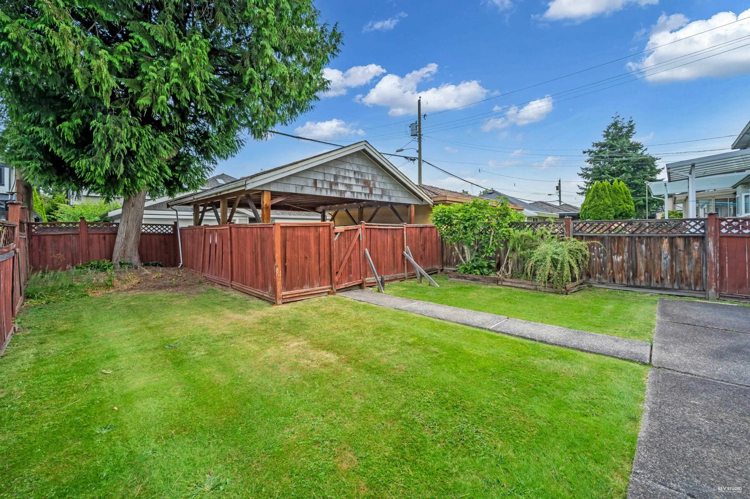 2785 W 20th Avenue