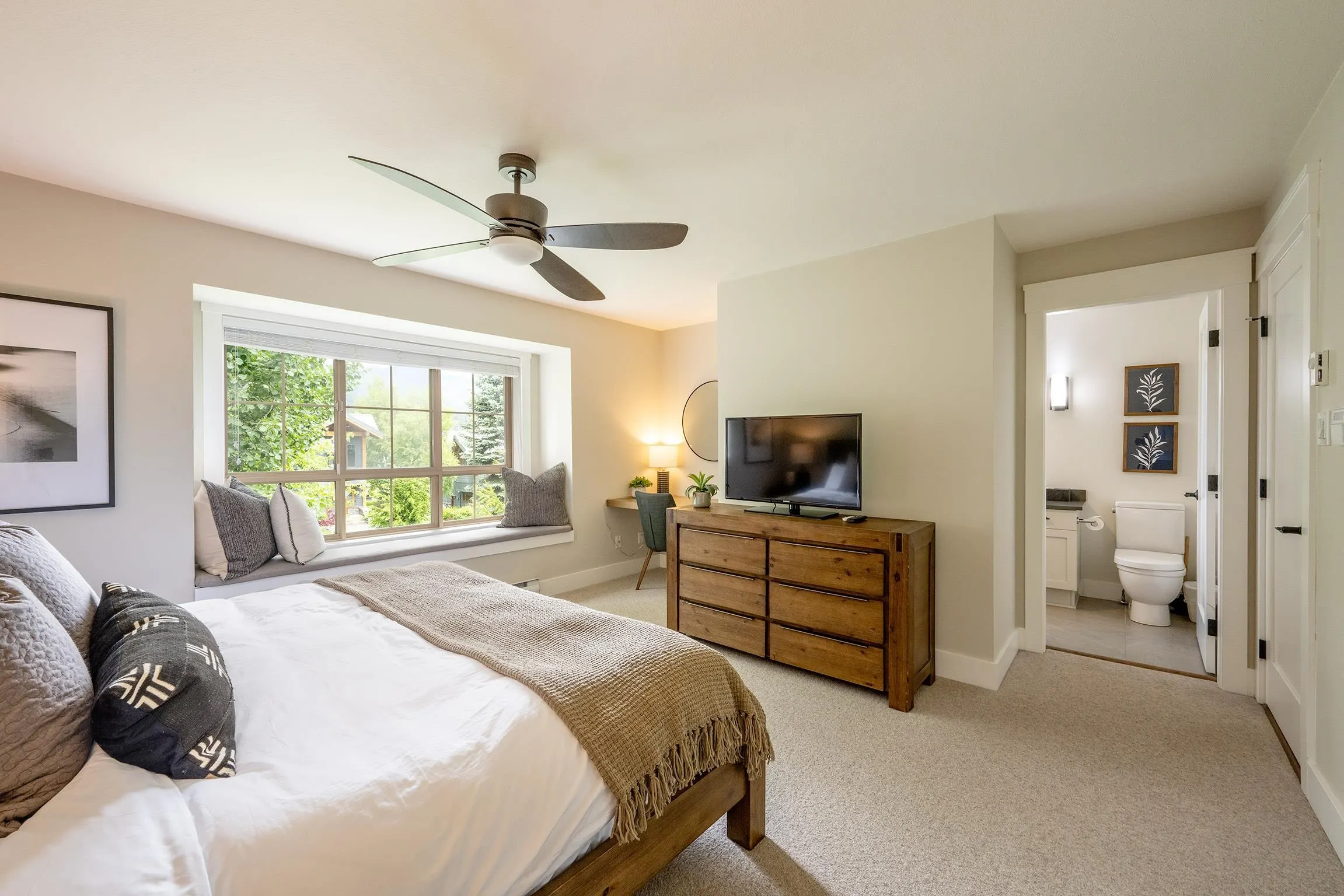 17 8030 Nicklaus North Boulevard