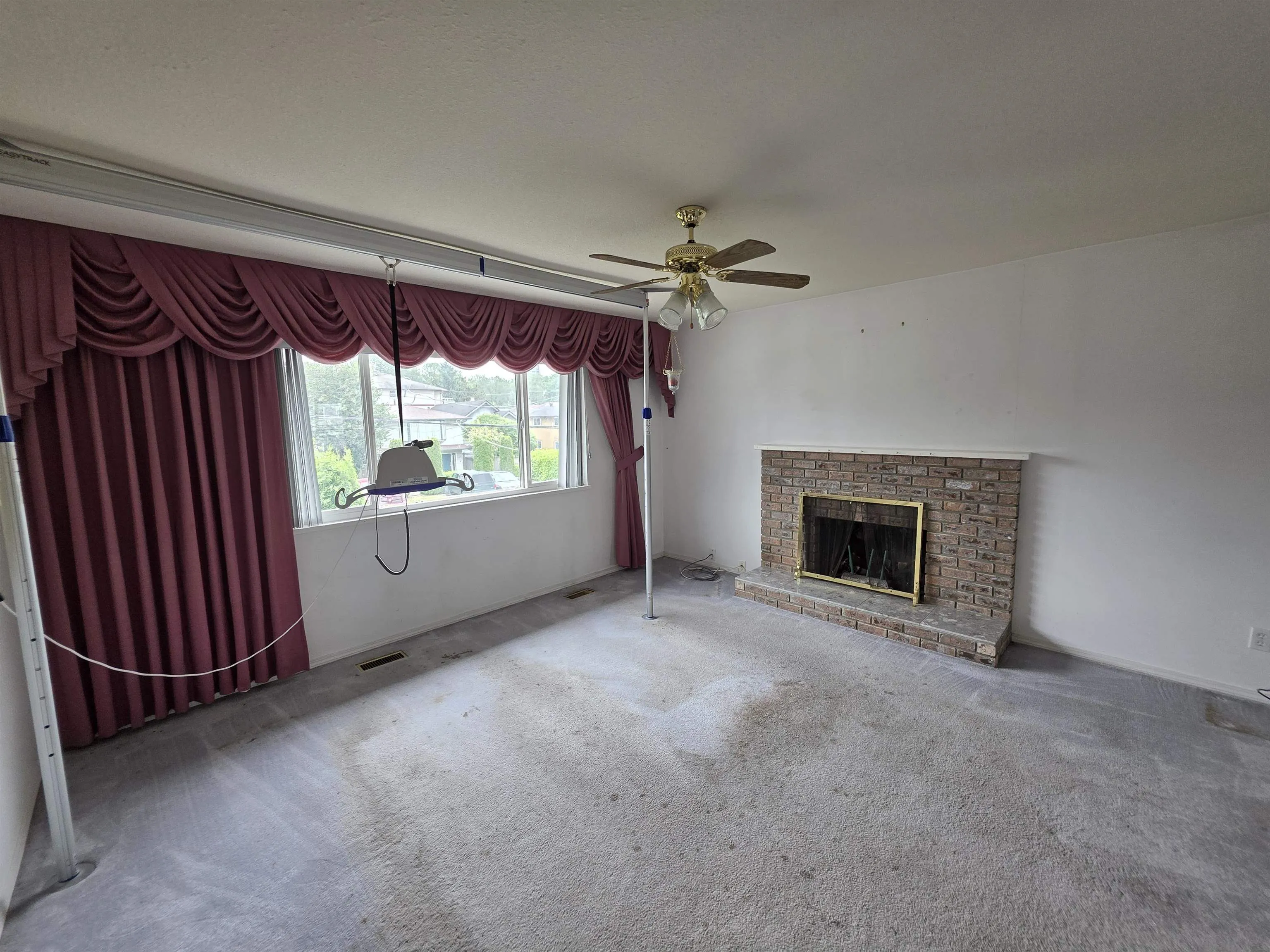3141 Jervis Street