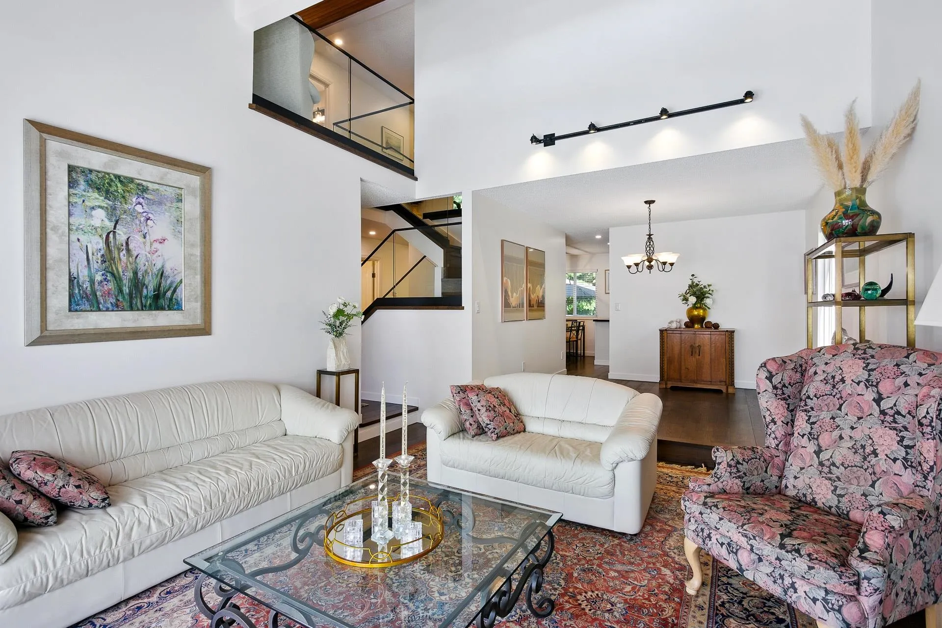 1613 Hemlock Place