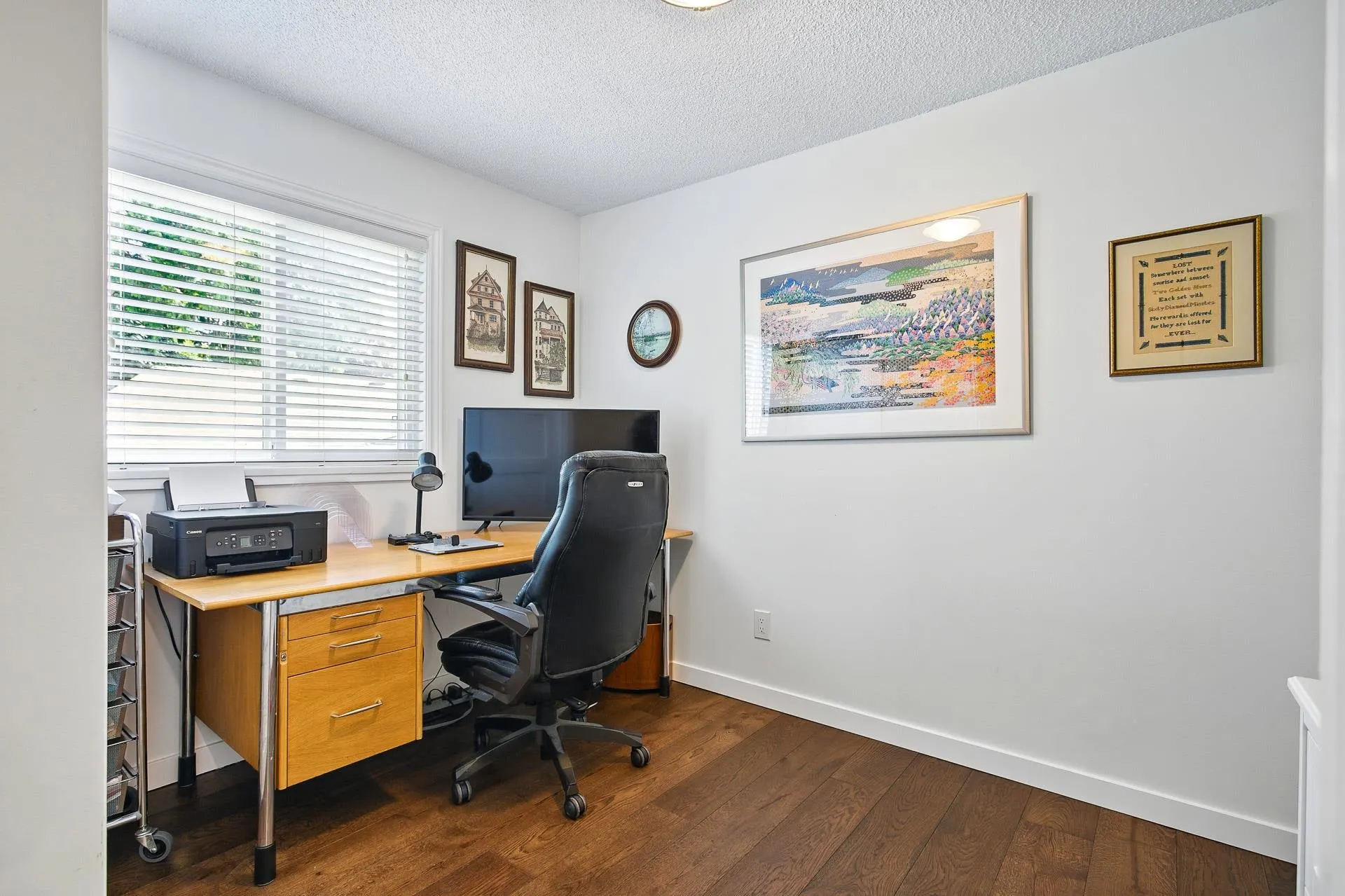 1613 Hemlock Place