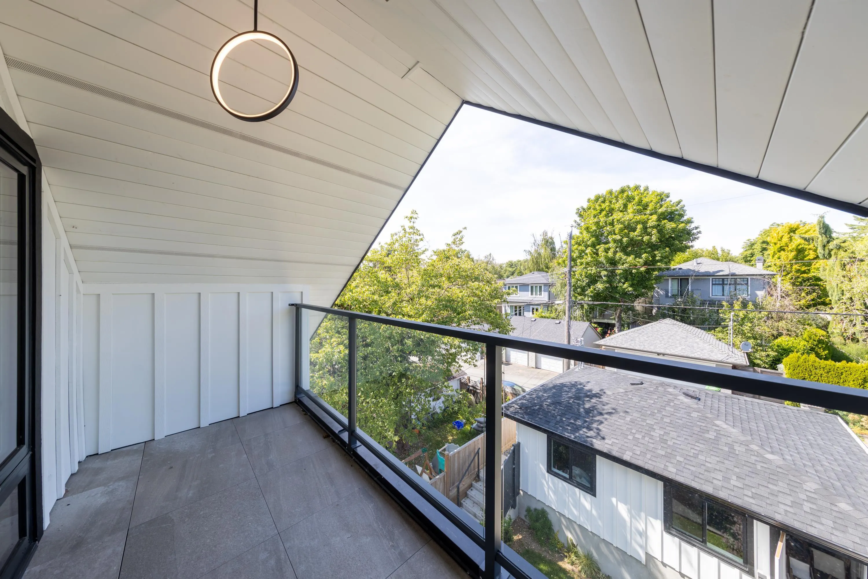 3075 Courtenay Street