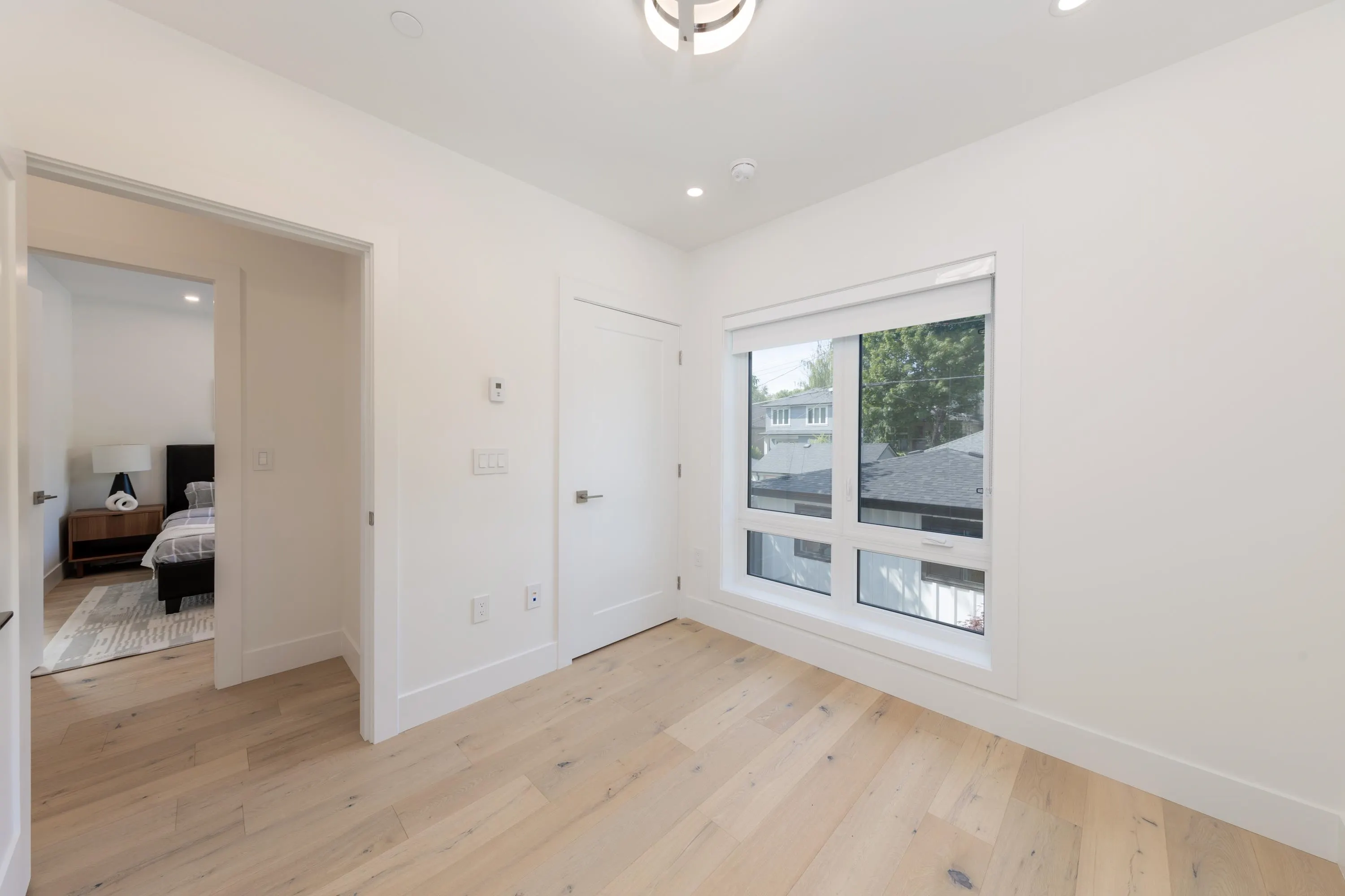 3075 Courtenay Street