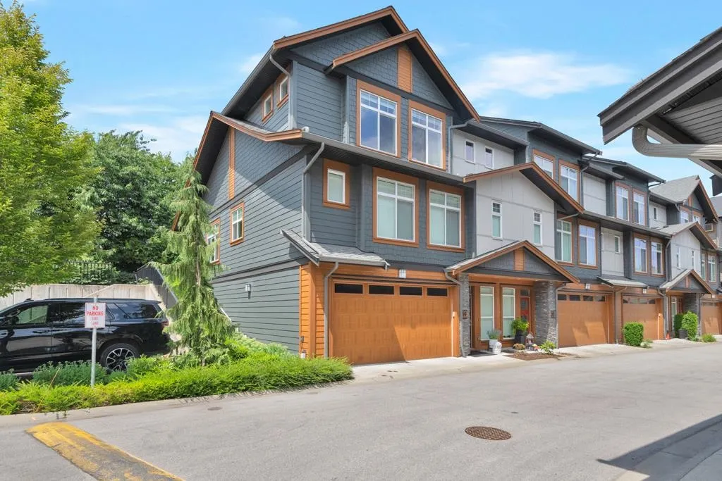 19 17033 Fraser Highway