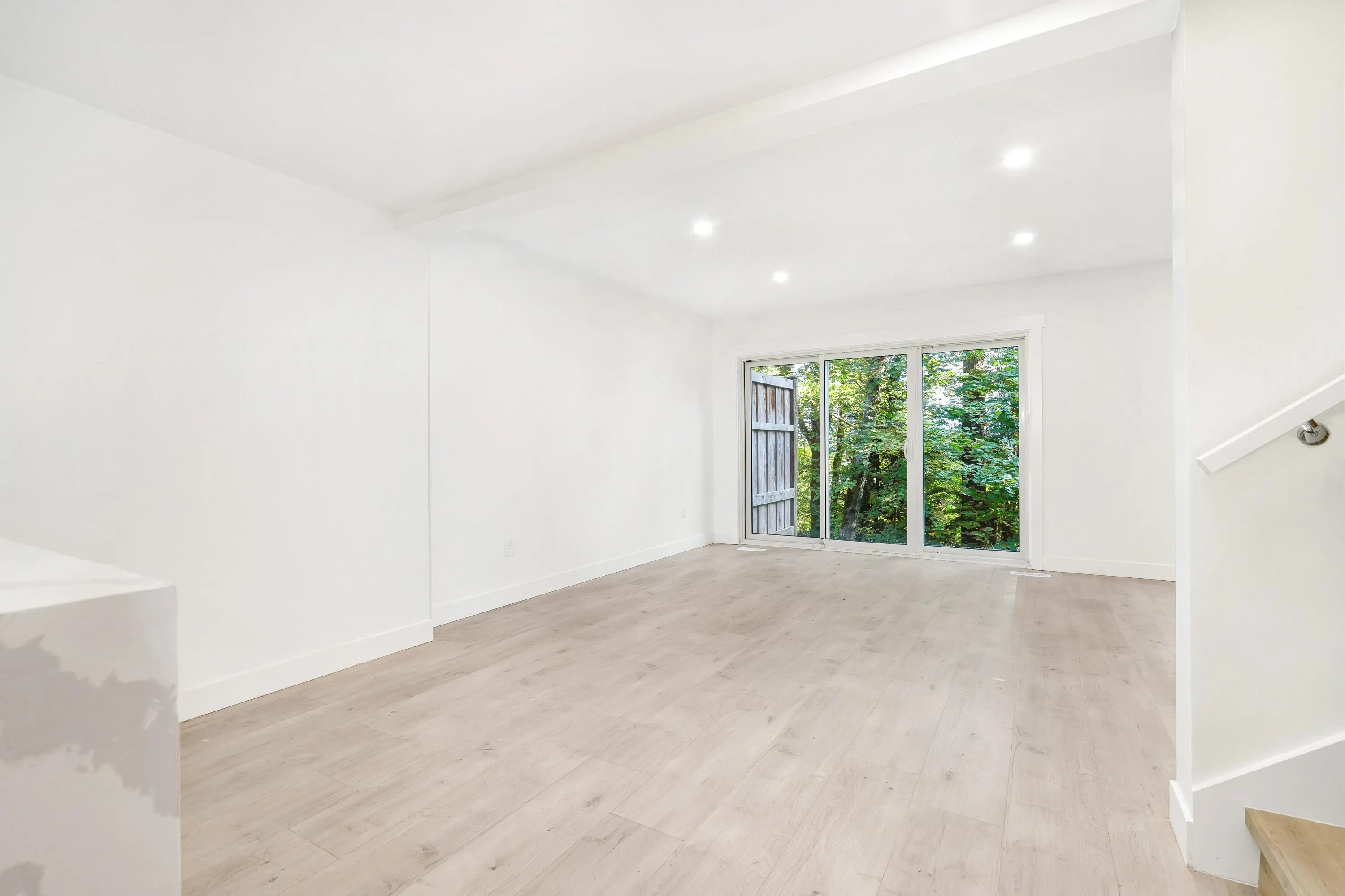 1126 Chateau Place